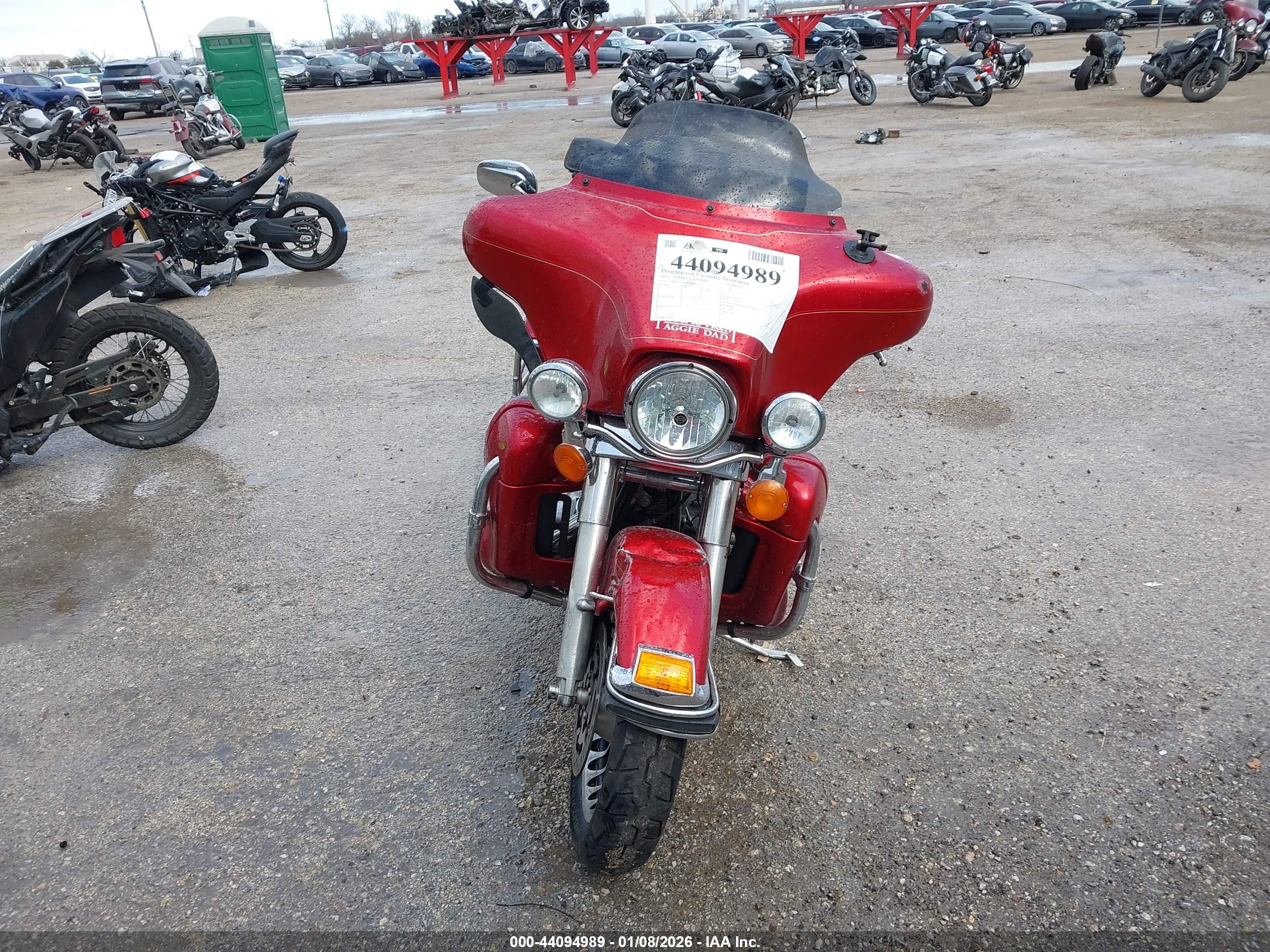 HARLEY-DAVIDSON FLHTCU image 5