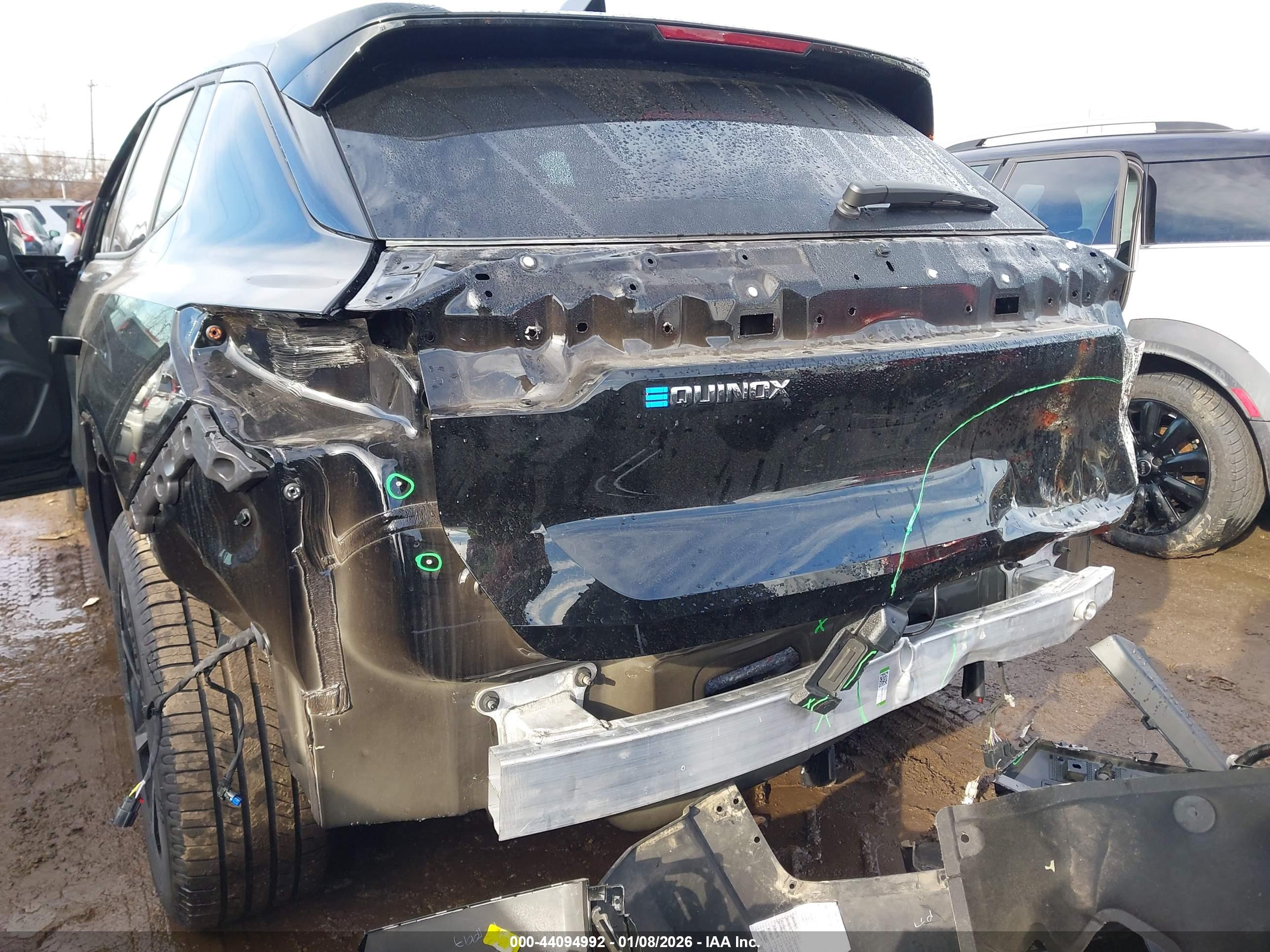 CHEVROLET EQUINOX image 6