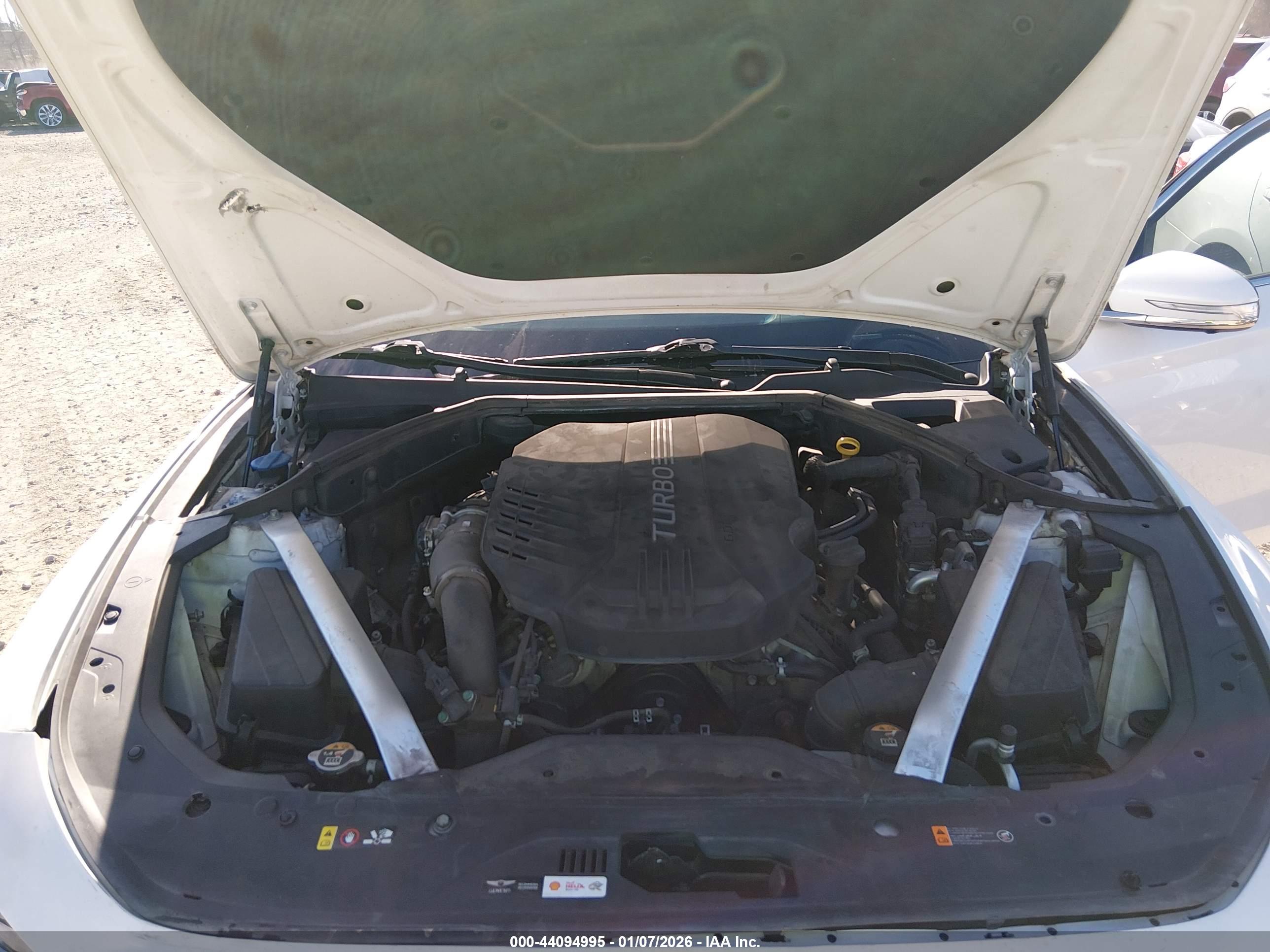 GENESIS G70 image 10