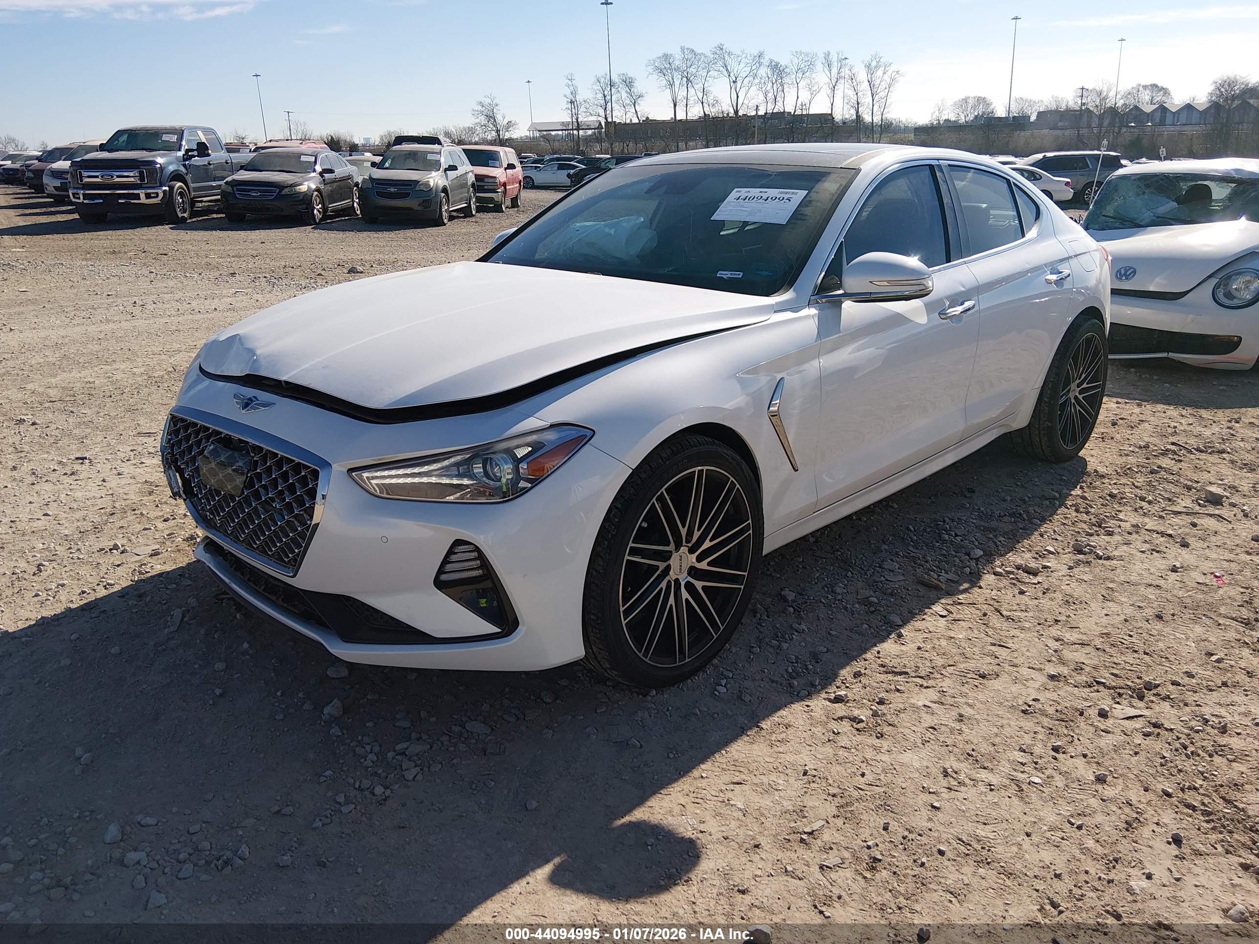 GENESIS G70 image 2