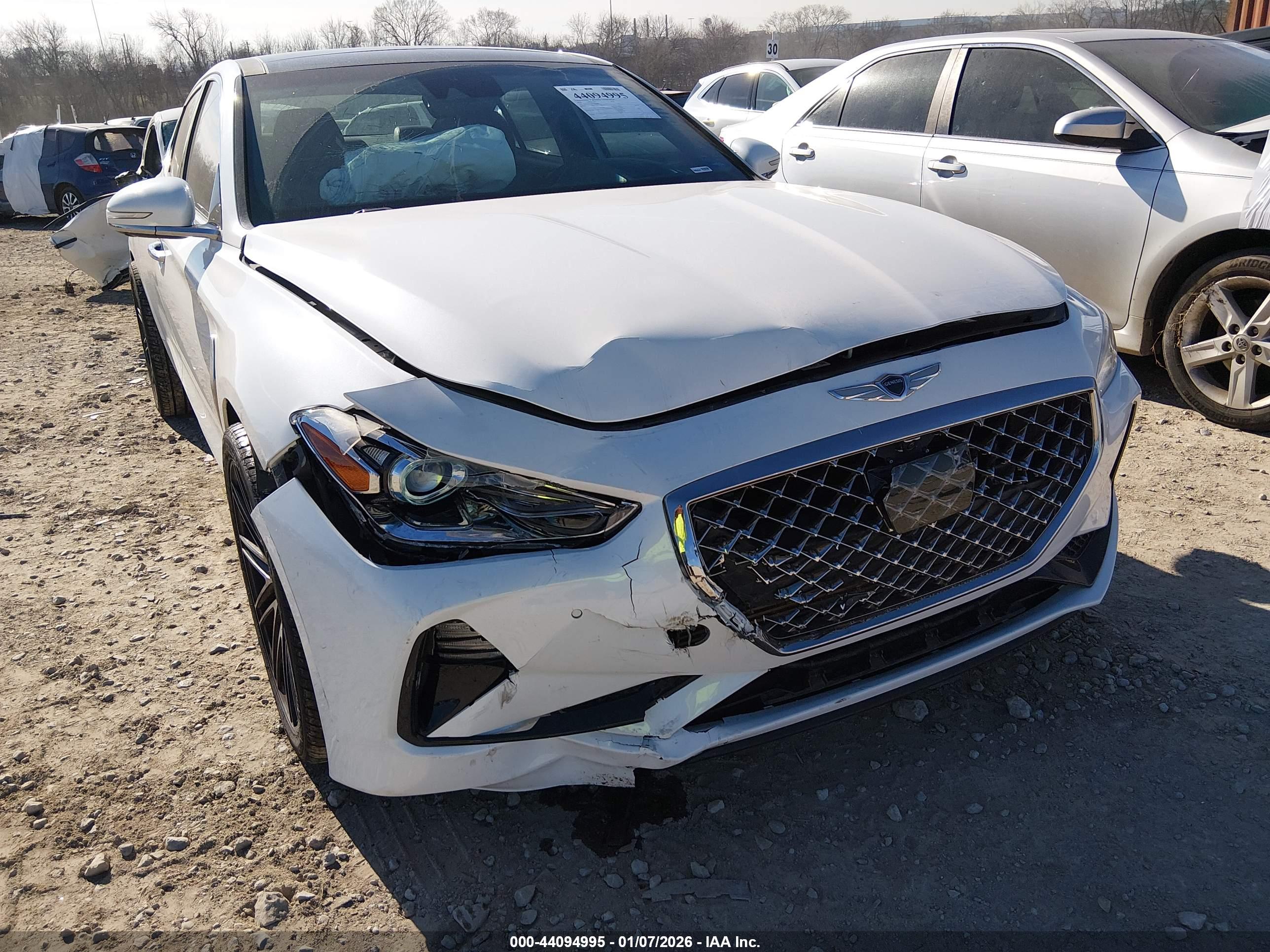 GENESIS G70 image 6