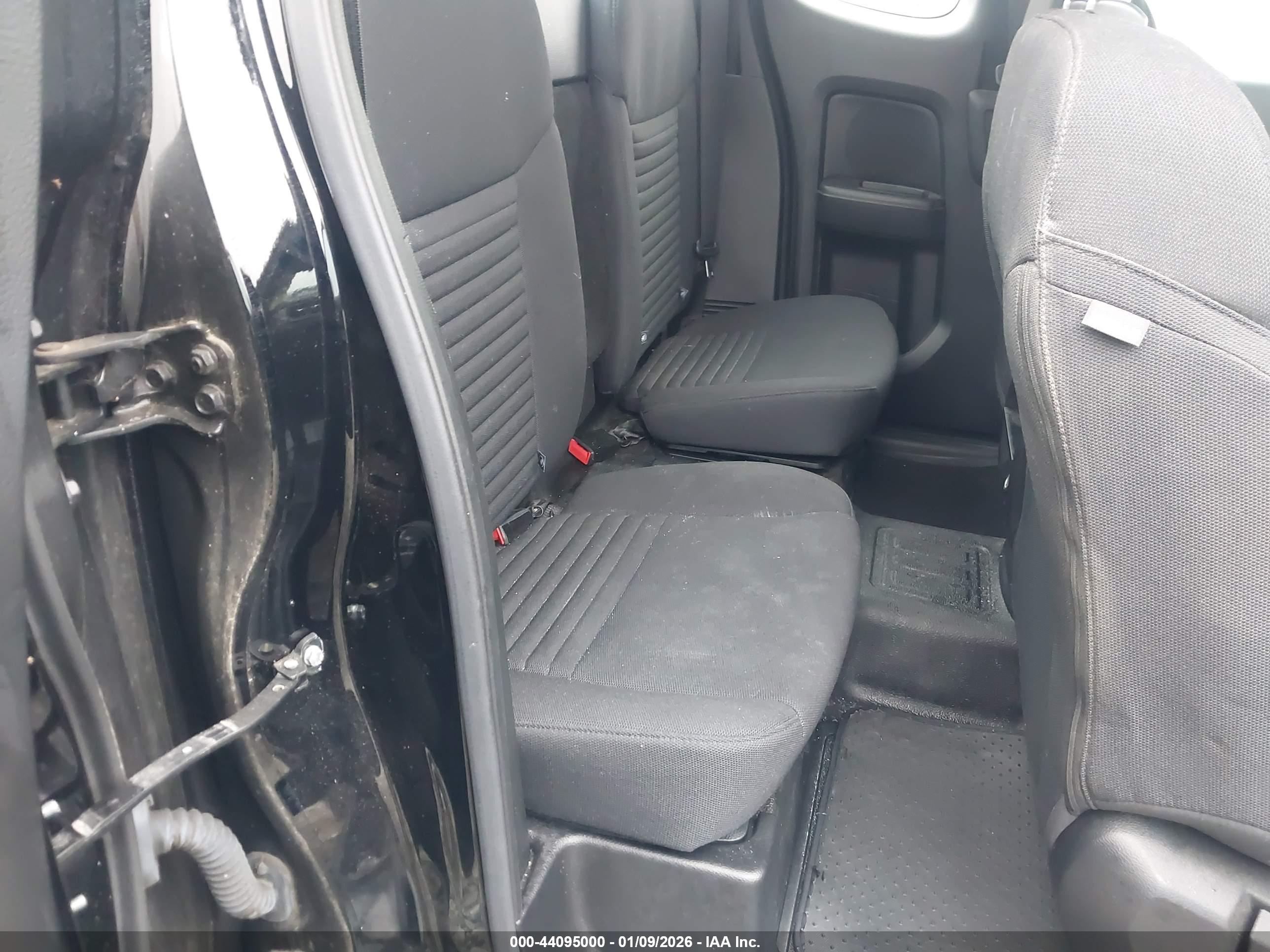FORD RANGER image 8