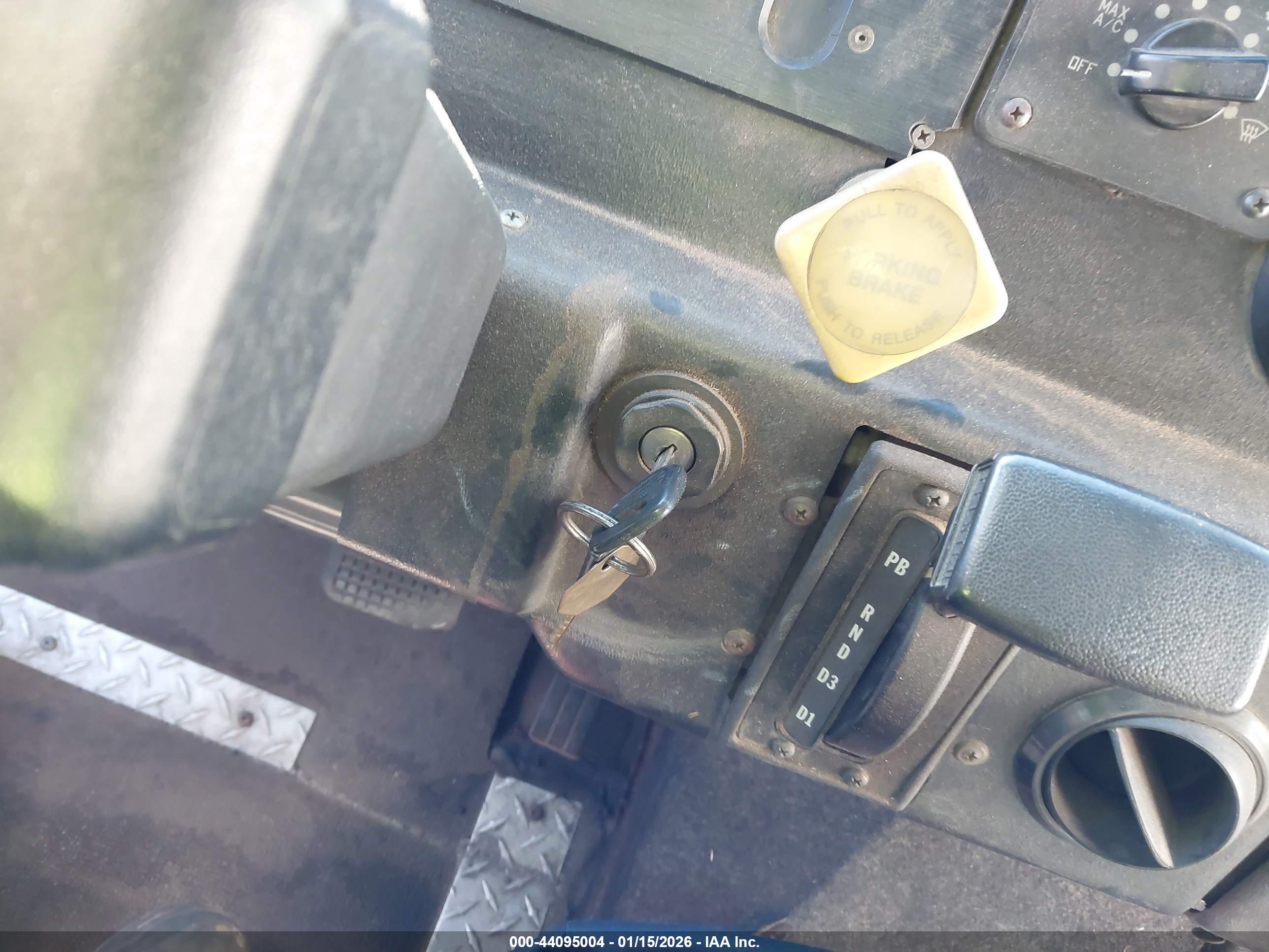 FREIGHTLINER CHASSIS image 11