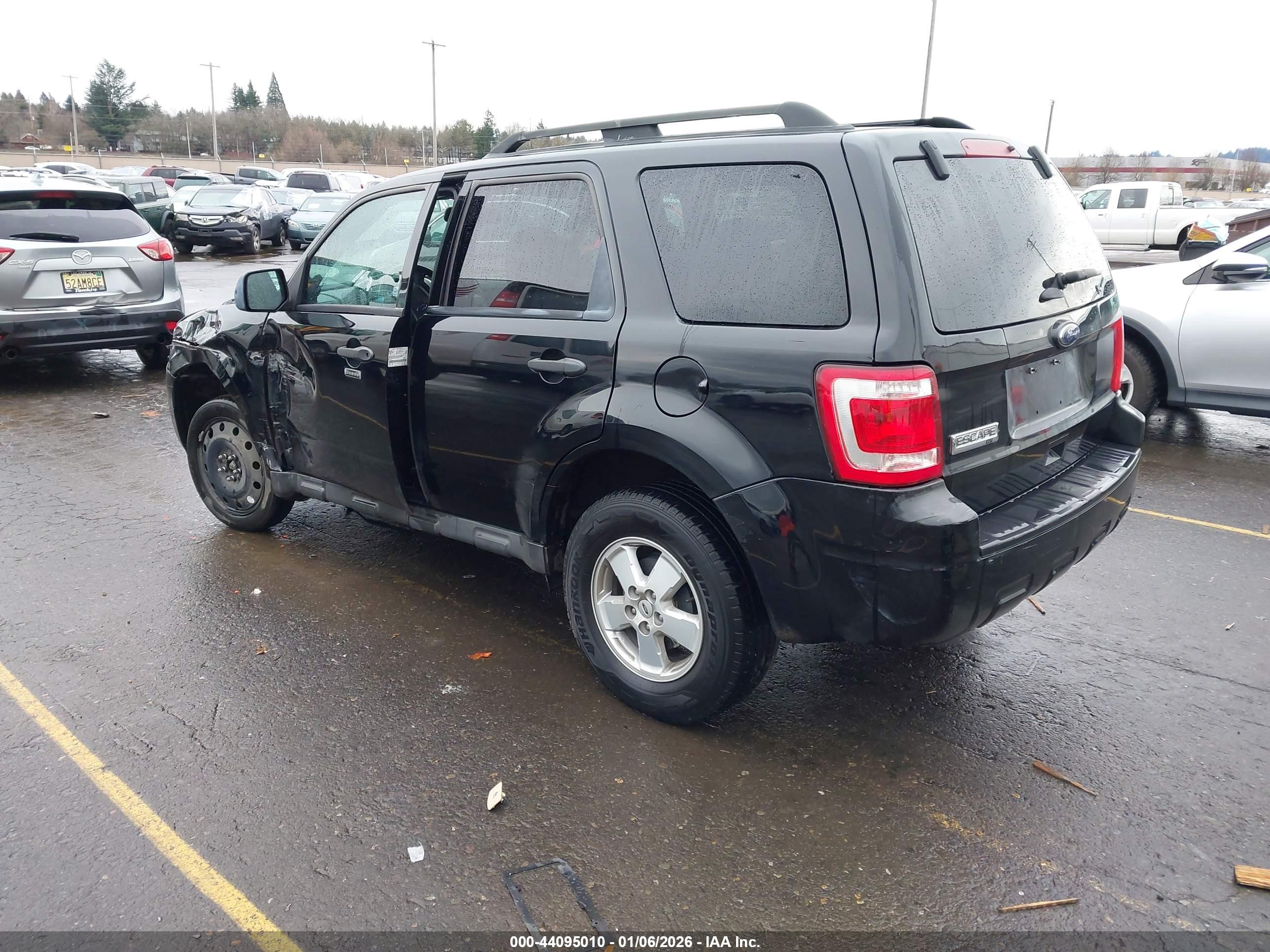 FORD ESCAPE image 3