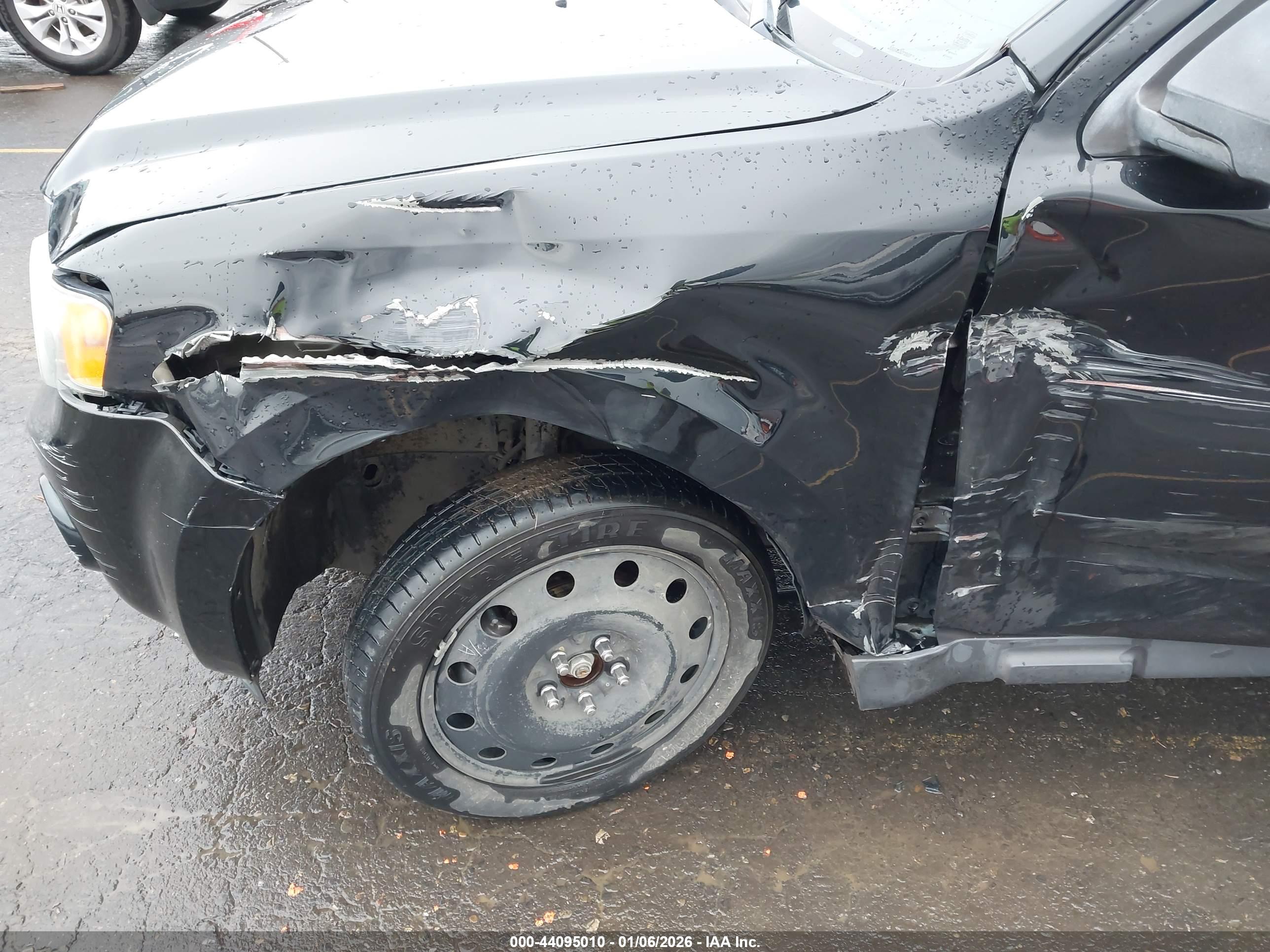 FORD ESCAPE image 6