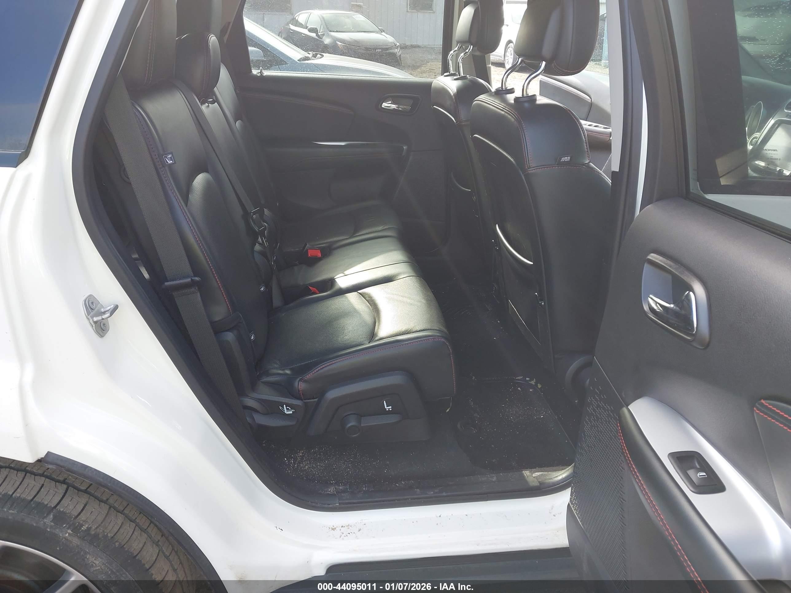 DODGE JOURNEY image 8