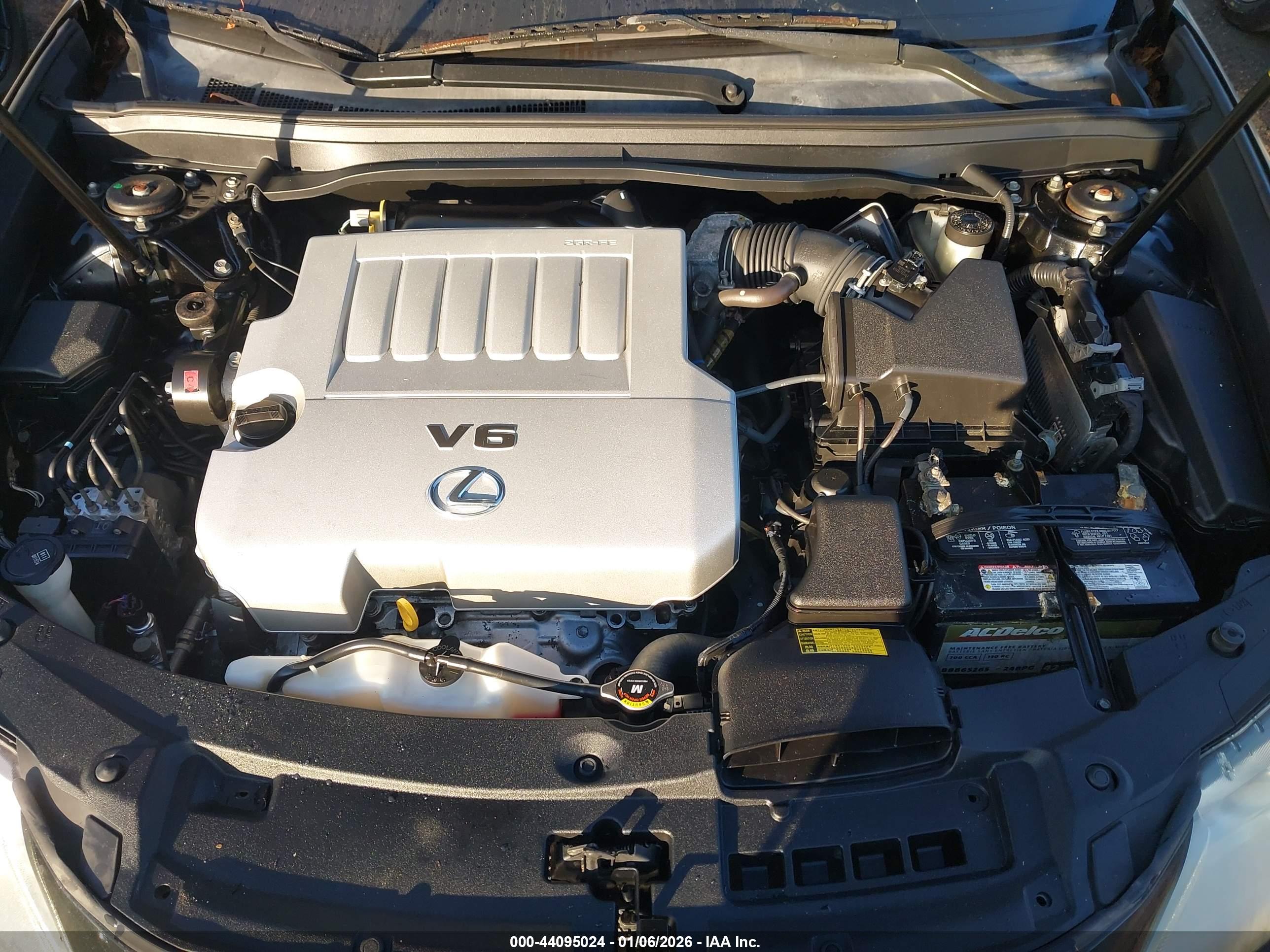 LEXUS ES image 10