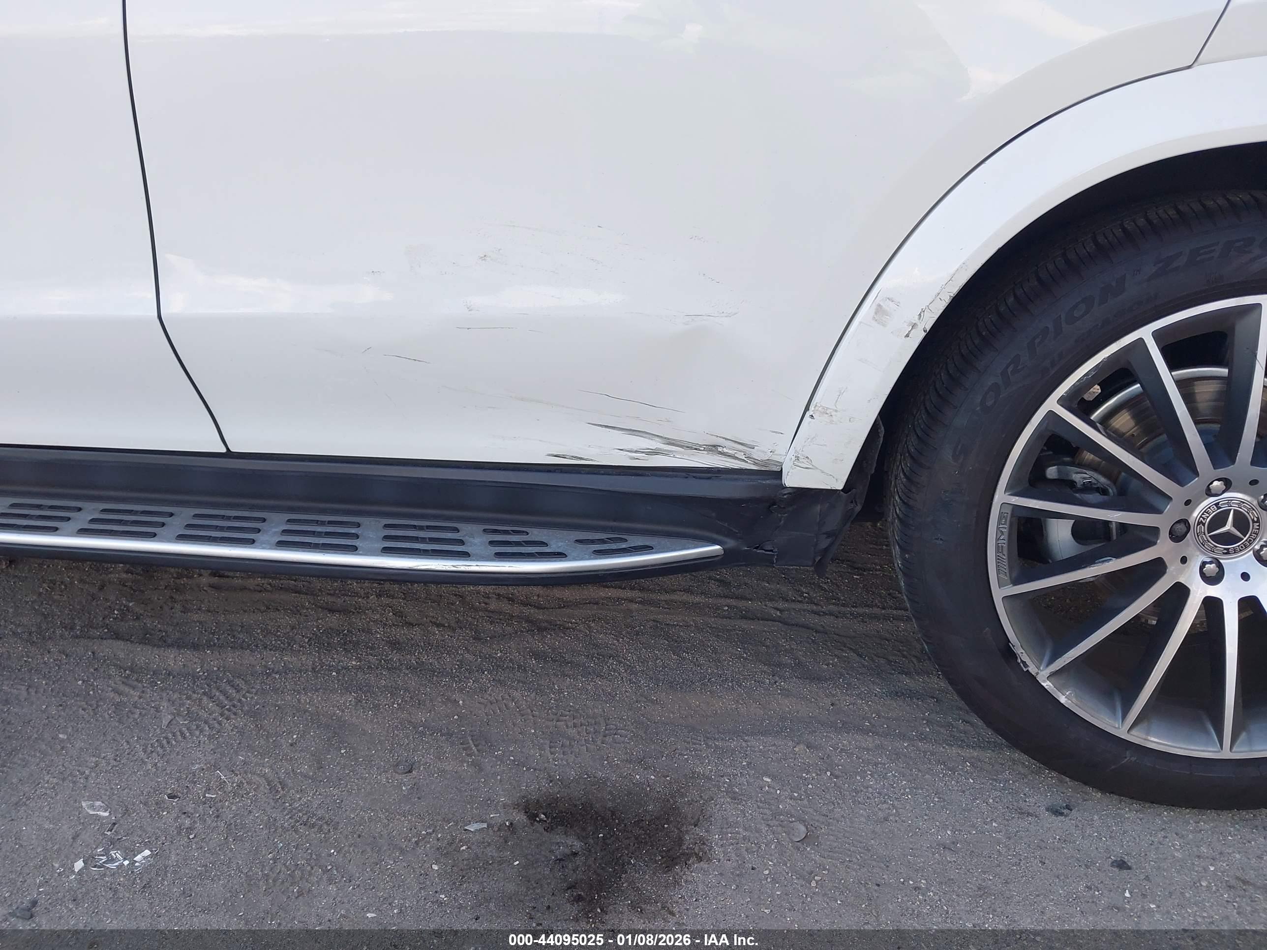 MERCEDES-BENZ GLE image 6