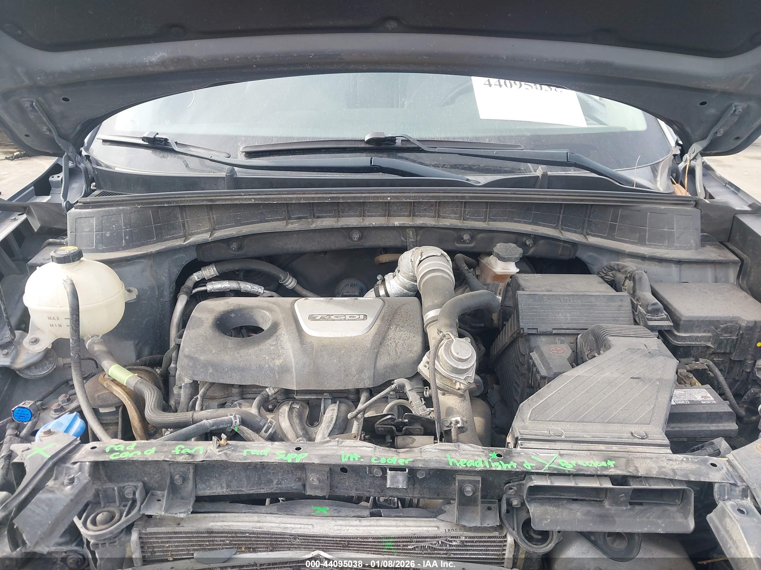 HYUNDAI TUCSON image 10