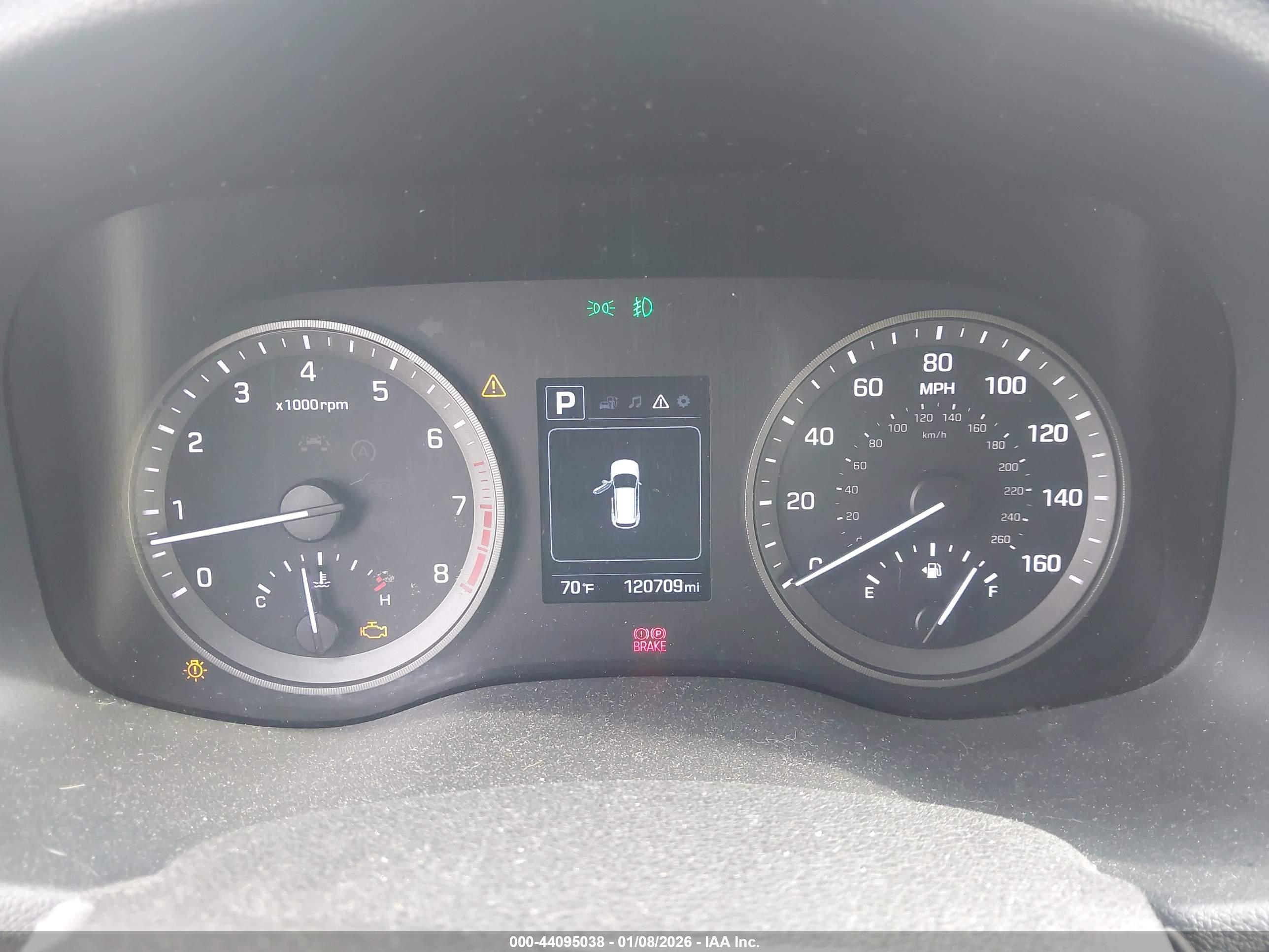 HYUNDAI TUCSON image 7