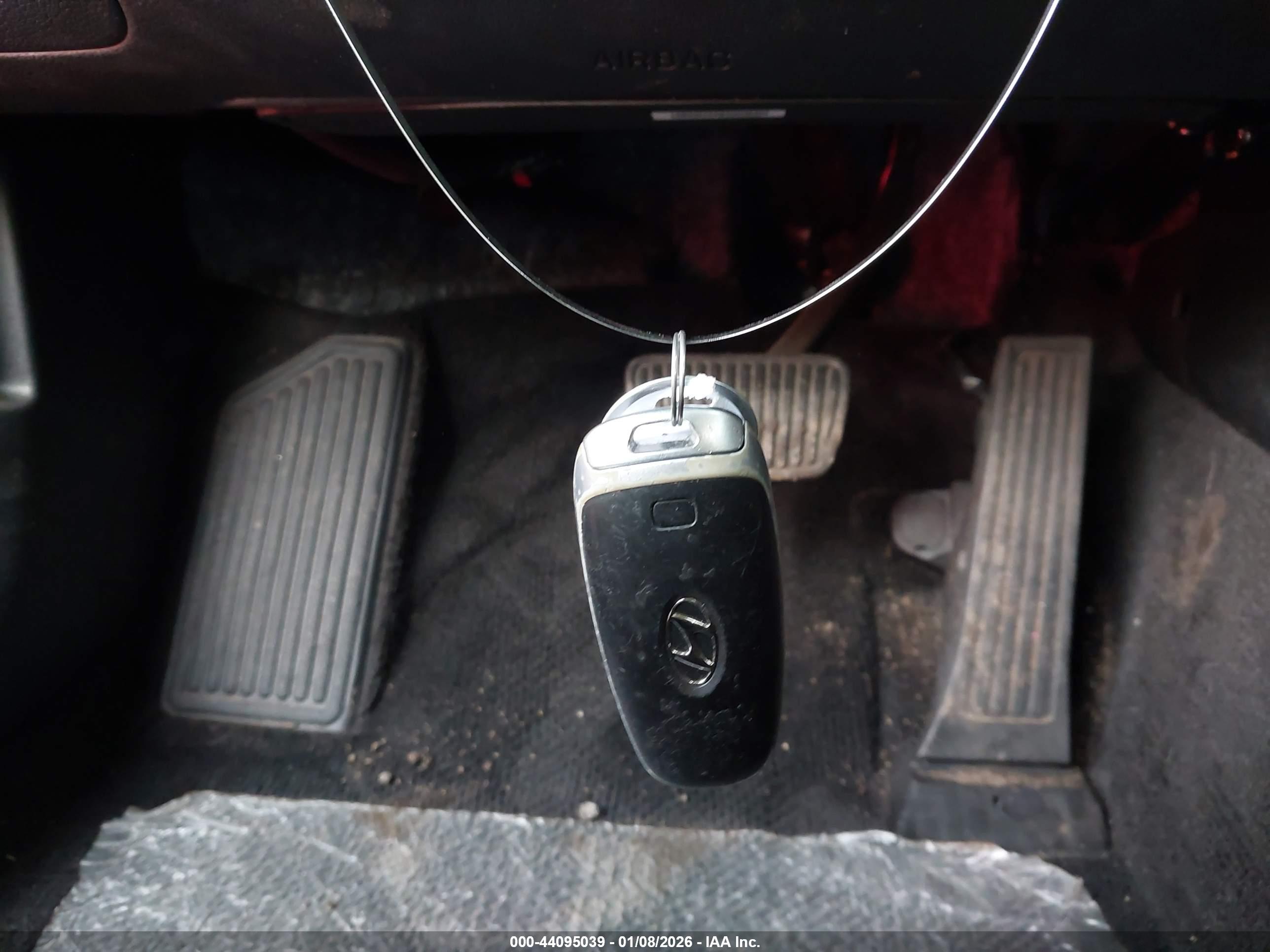 HYUNDAI SONATA image 11