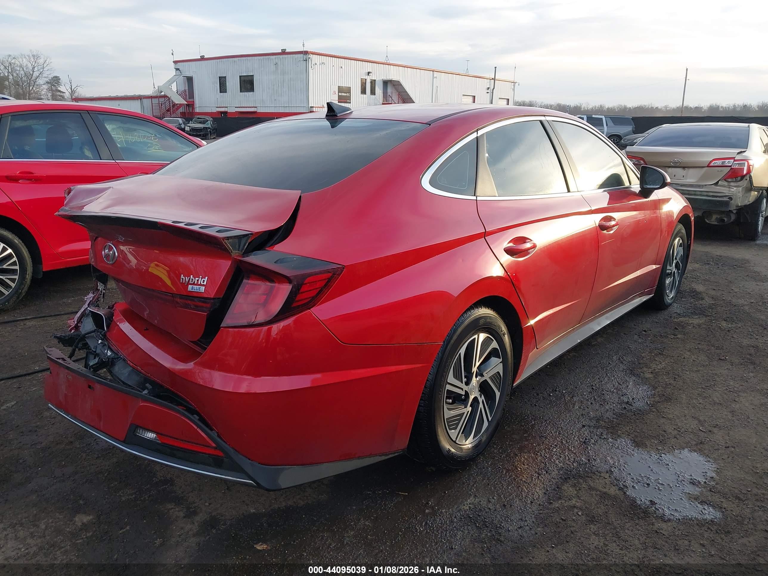 HYUNDAI SONATA image 4