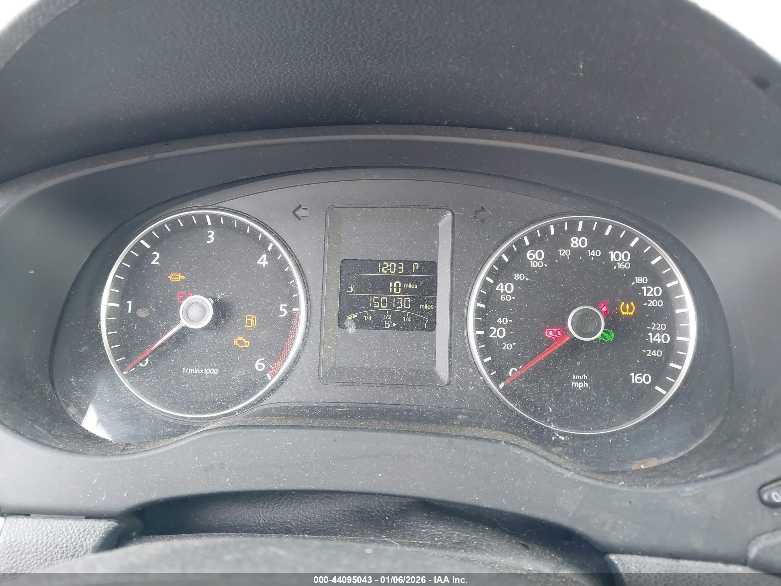 VOLKSWAGEN JETTA image 7