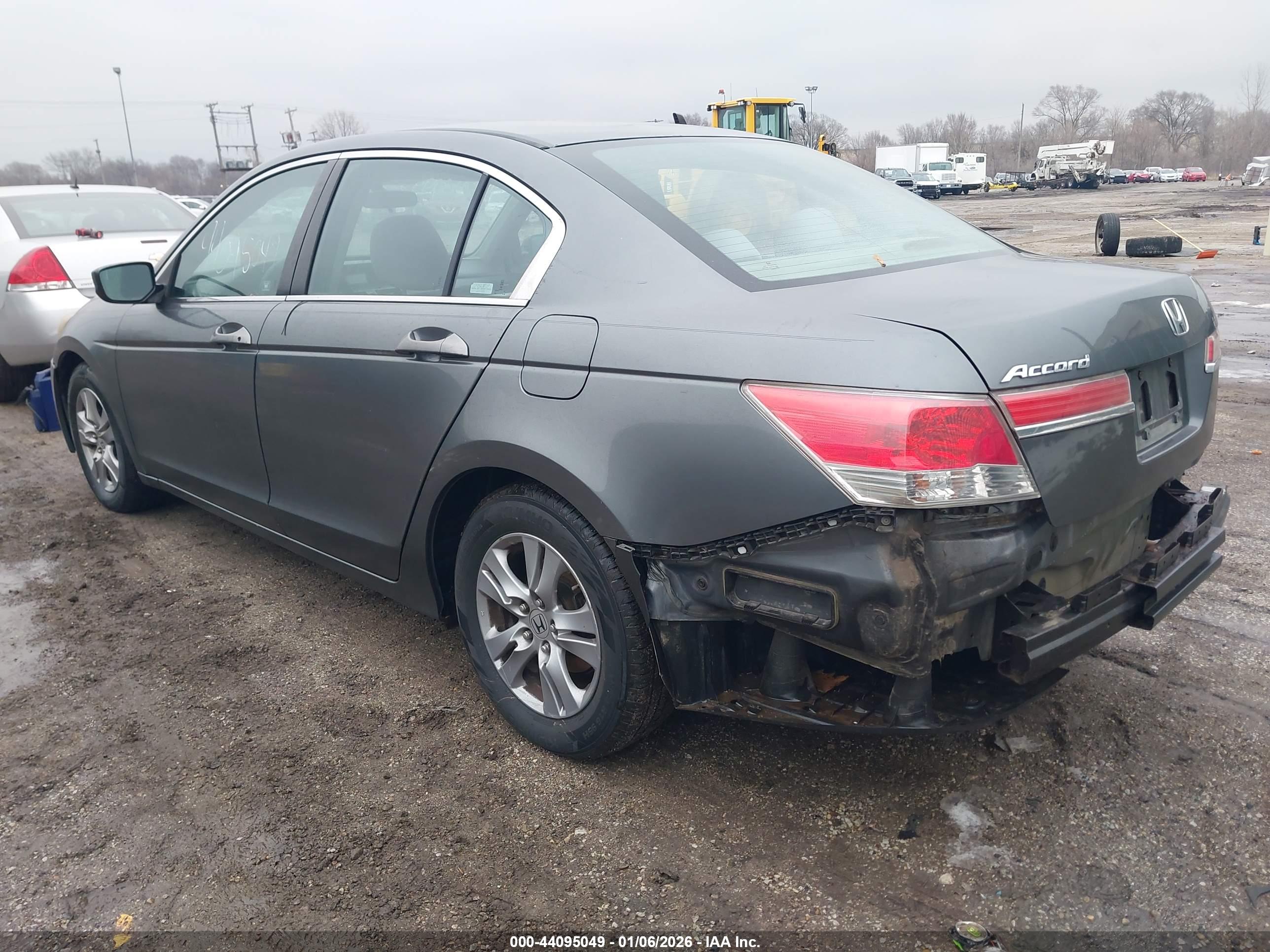 HONDA ACCORD image 3