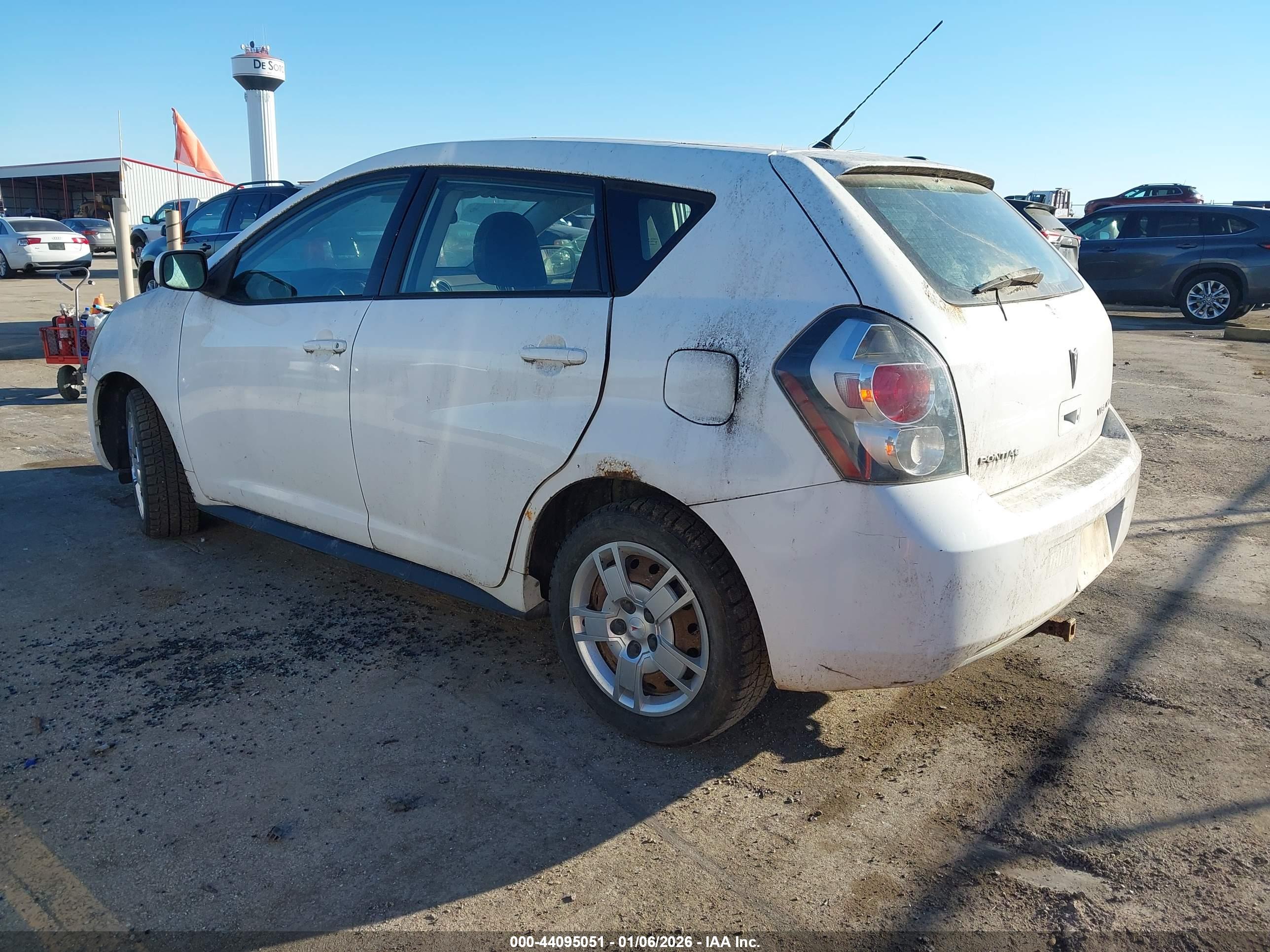 PONTIAC VIBE image 3