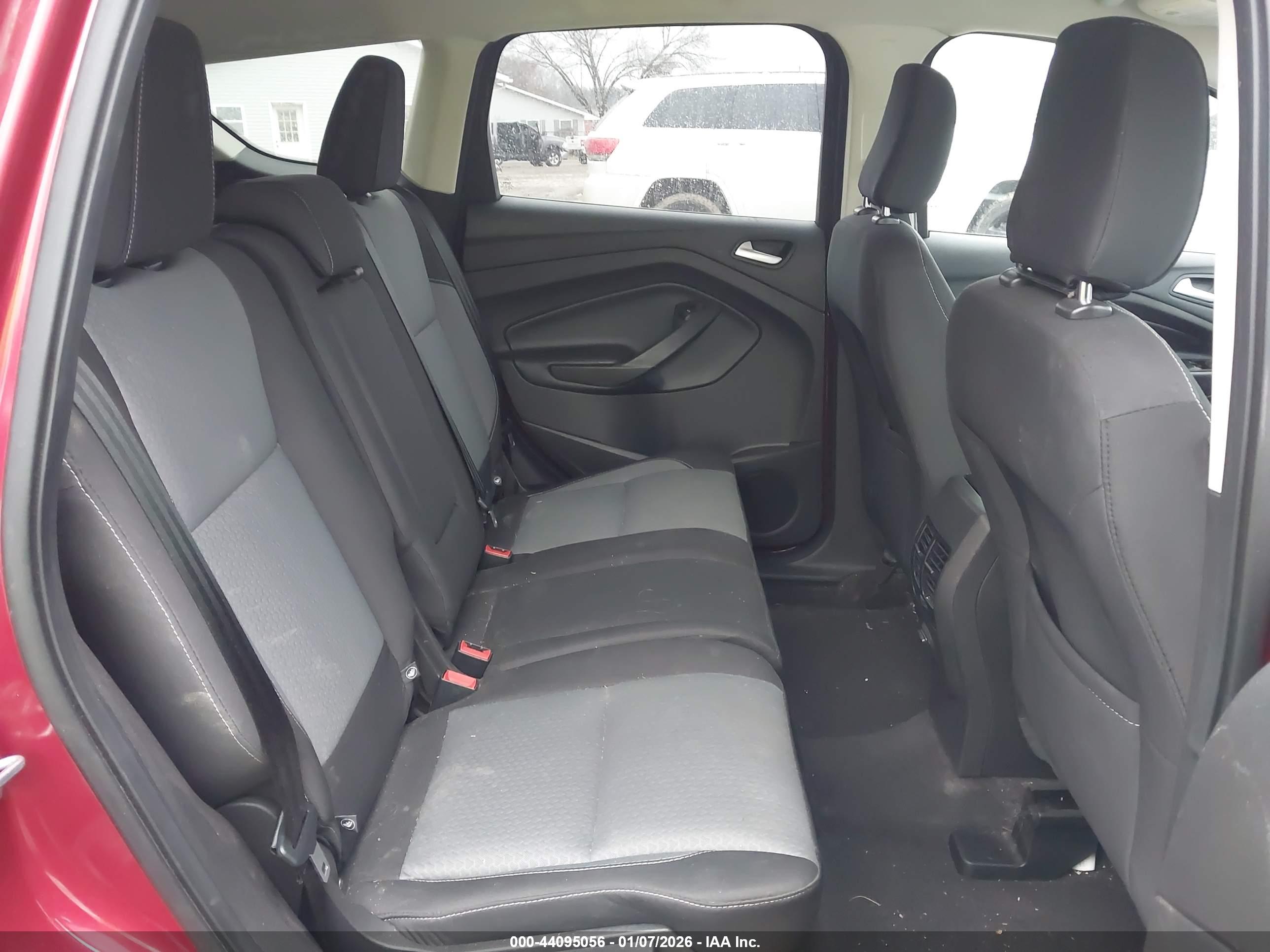 FORD ESCAPE image 8