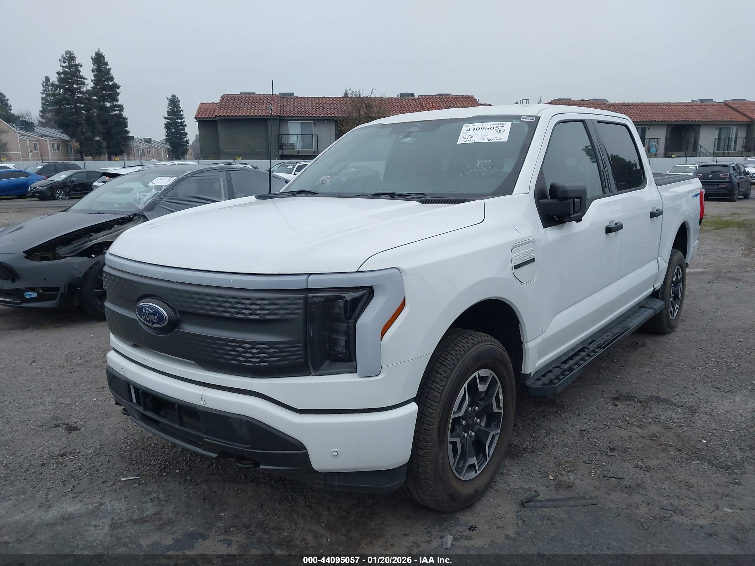 FORD F-150 image 2