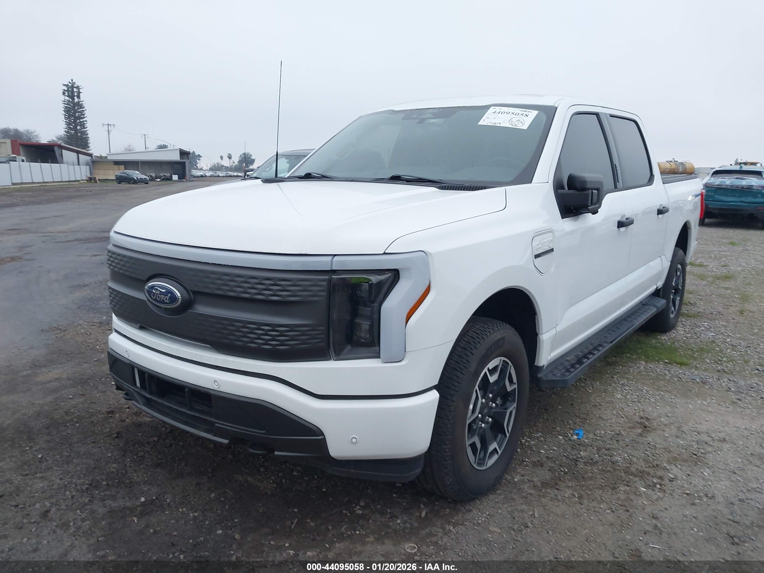 FORD F-150 image 2