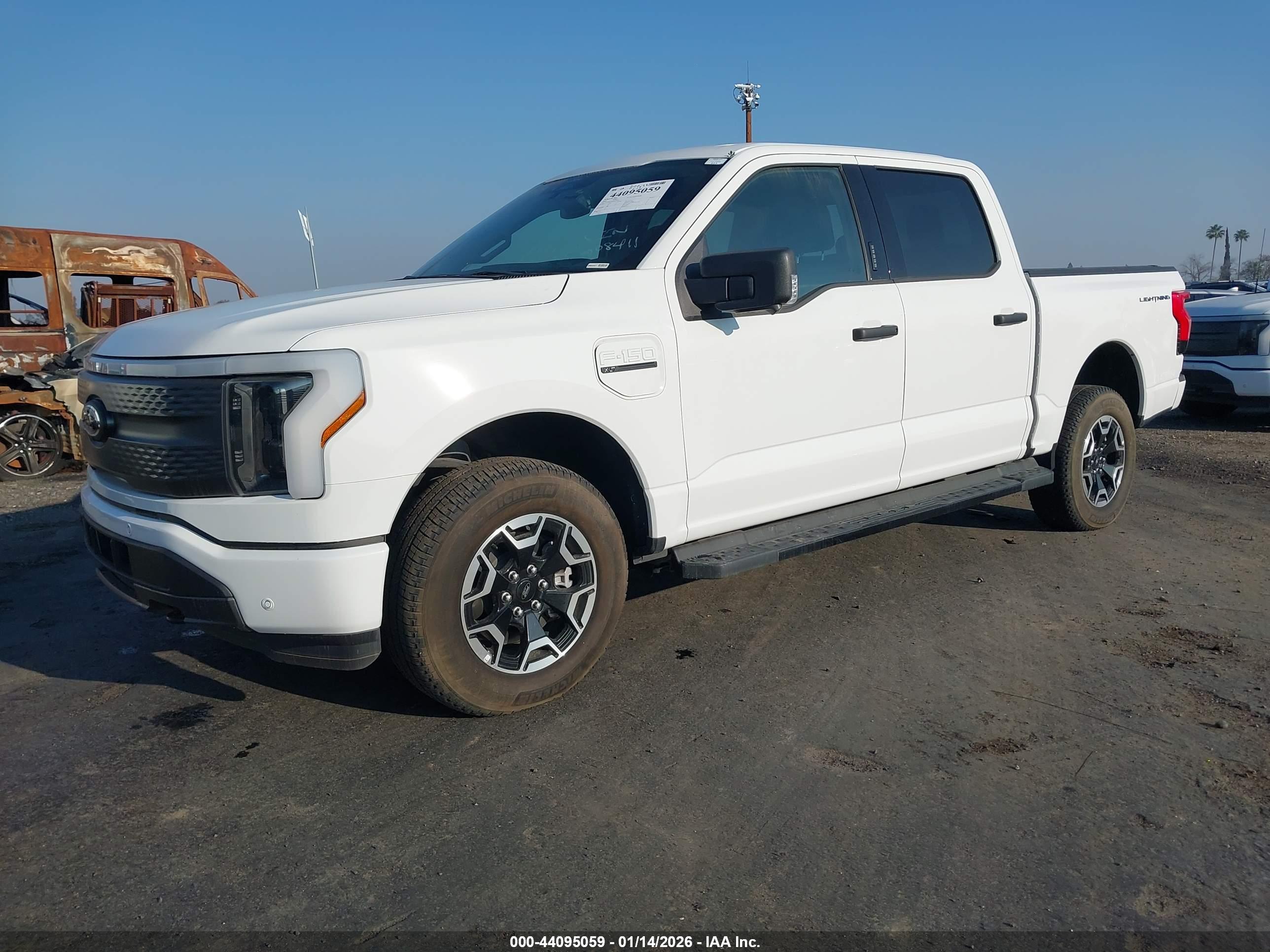 FORD F-150 image 2