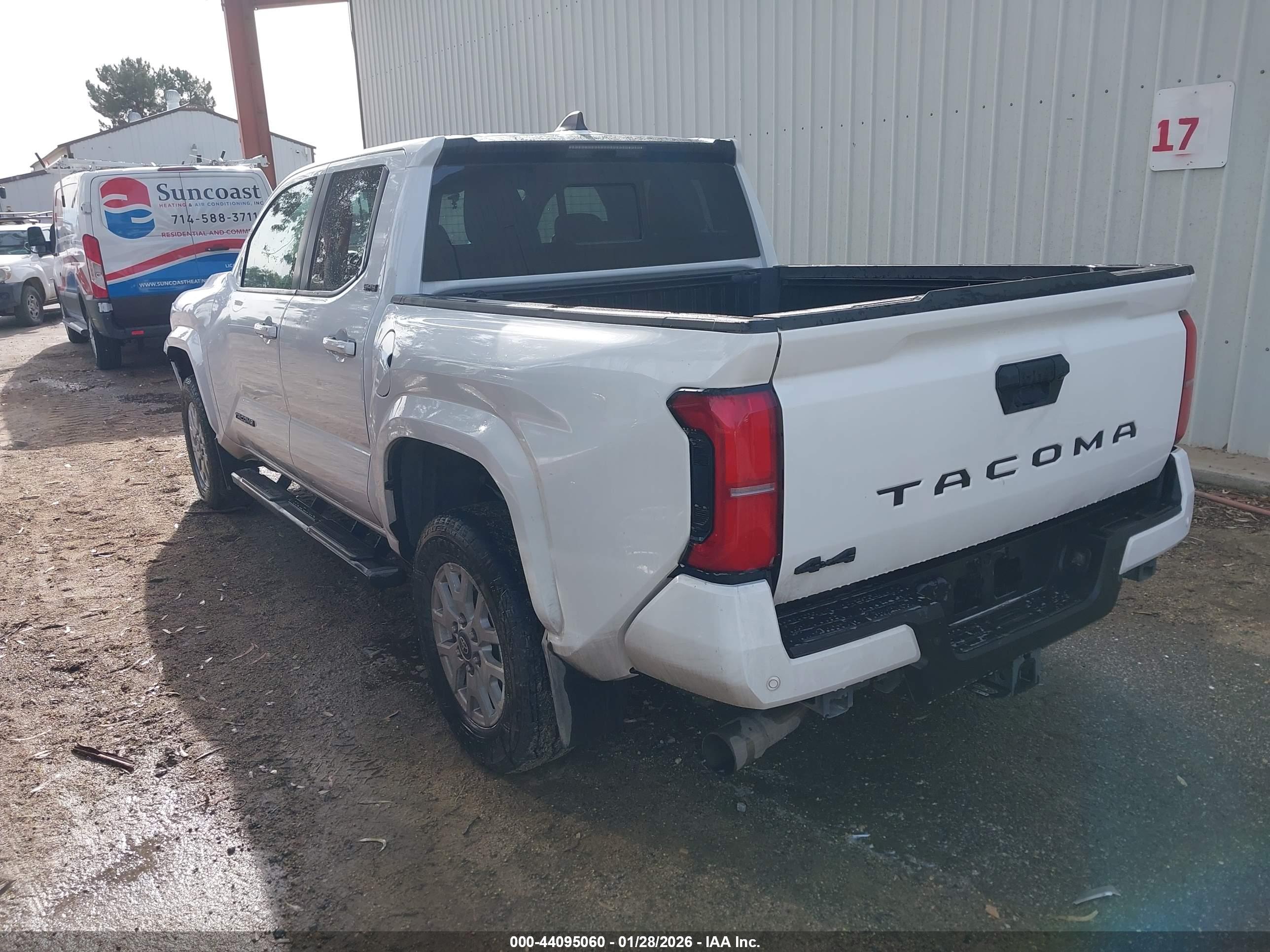 TOYOTA TACOMA image 3