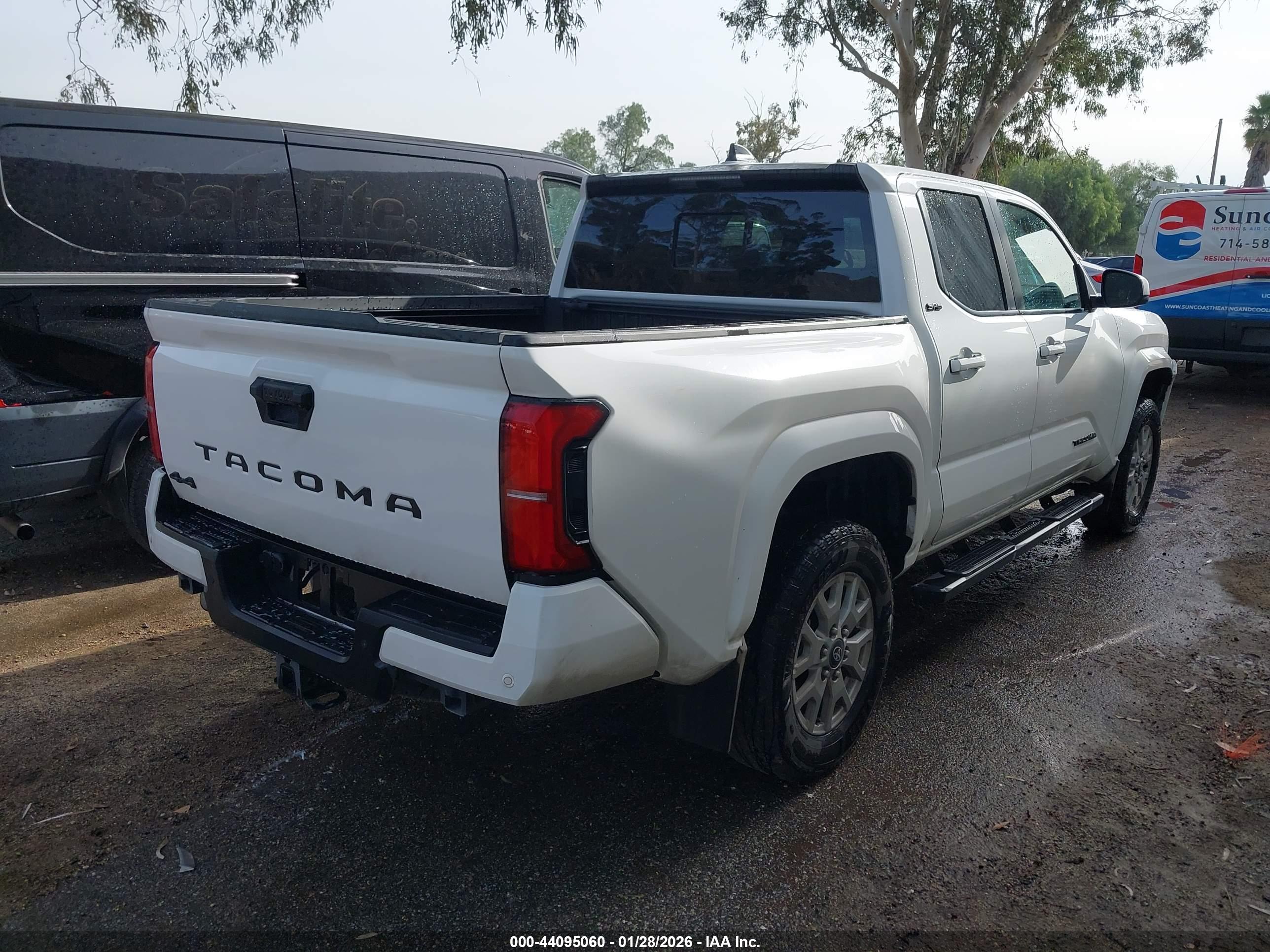 TOYOTA TACOMA image 4