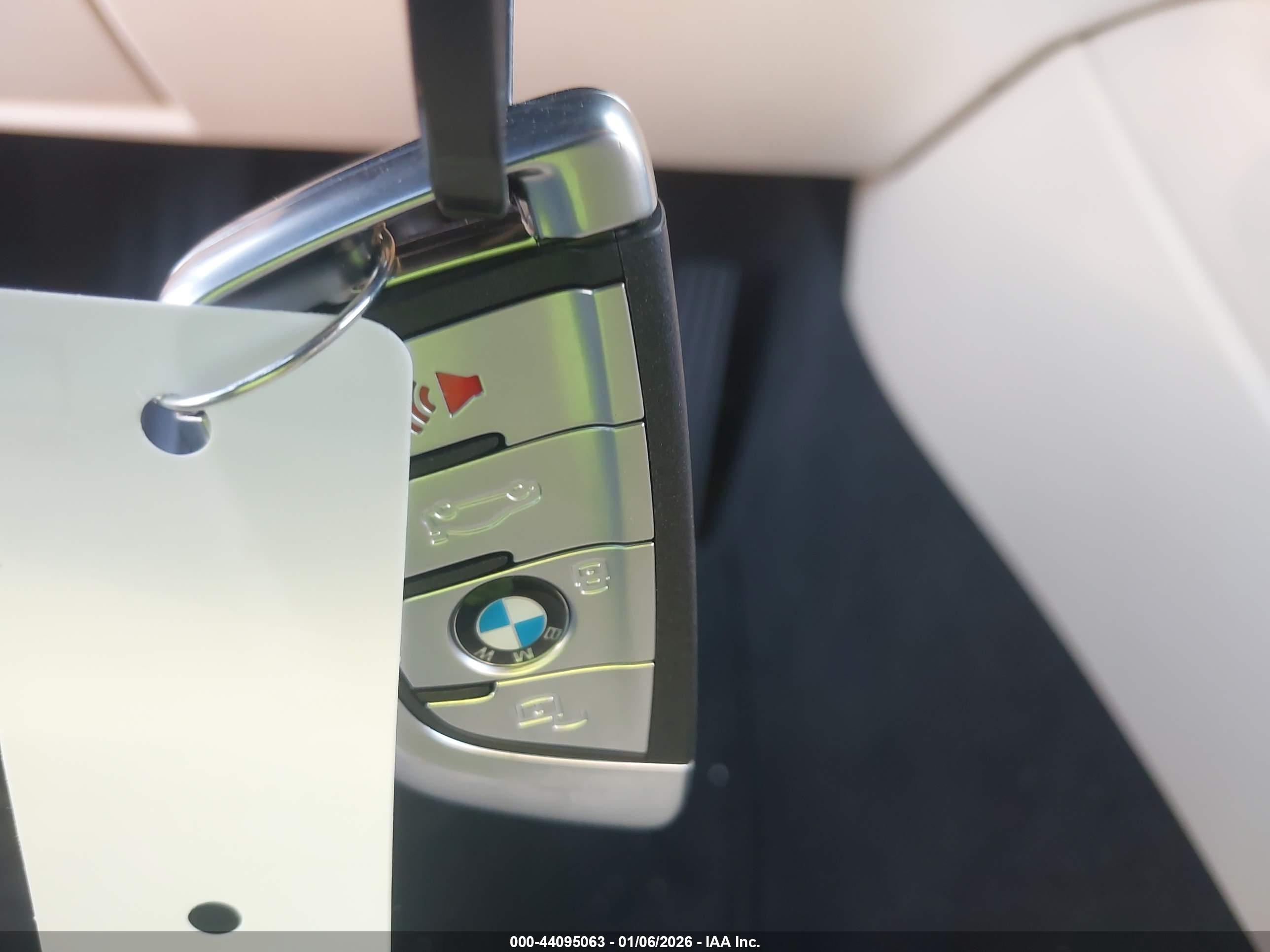 BMW 330I image 11
