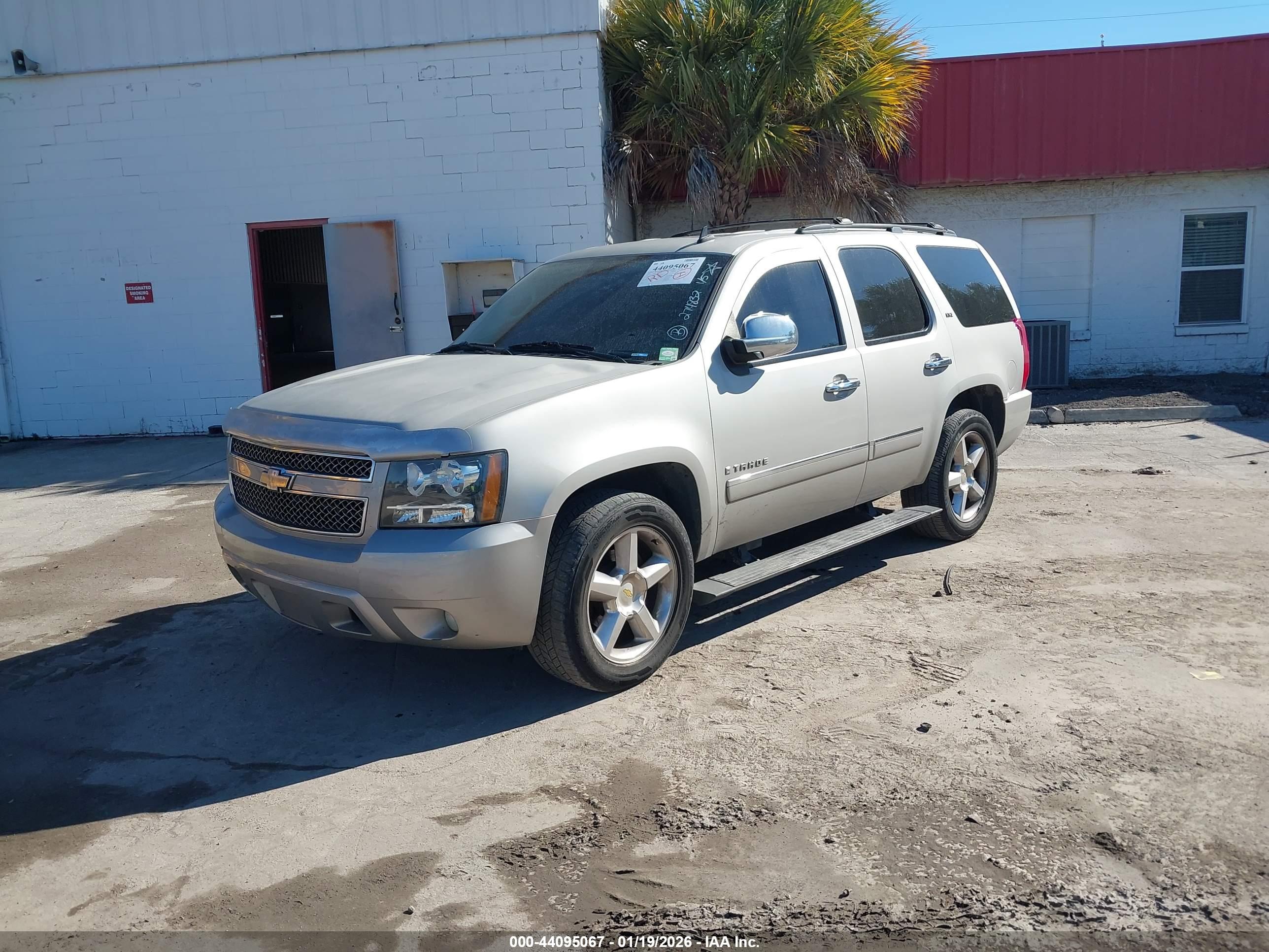 CHEVROLET TAHOE image 2