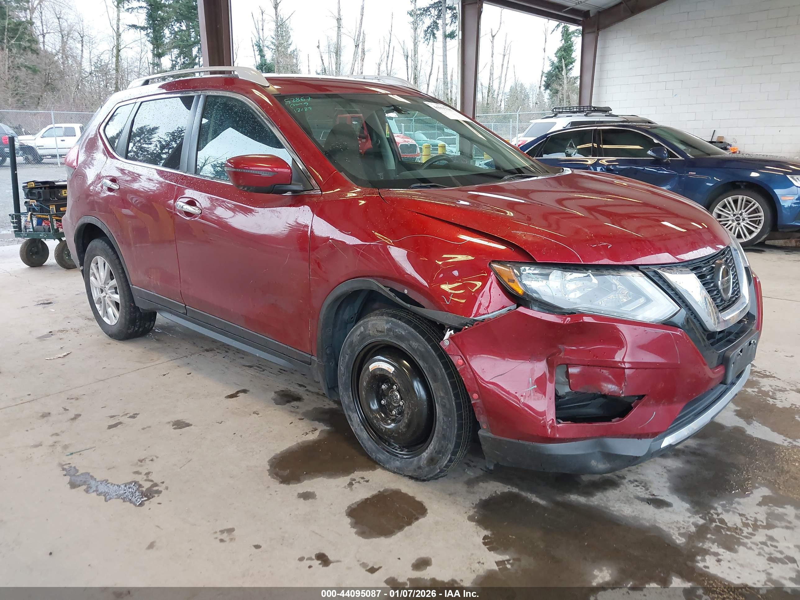 NISSAN ROGUE image 6