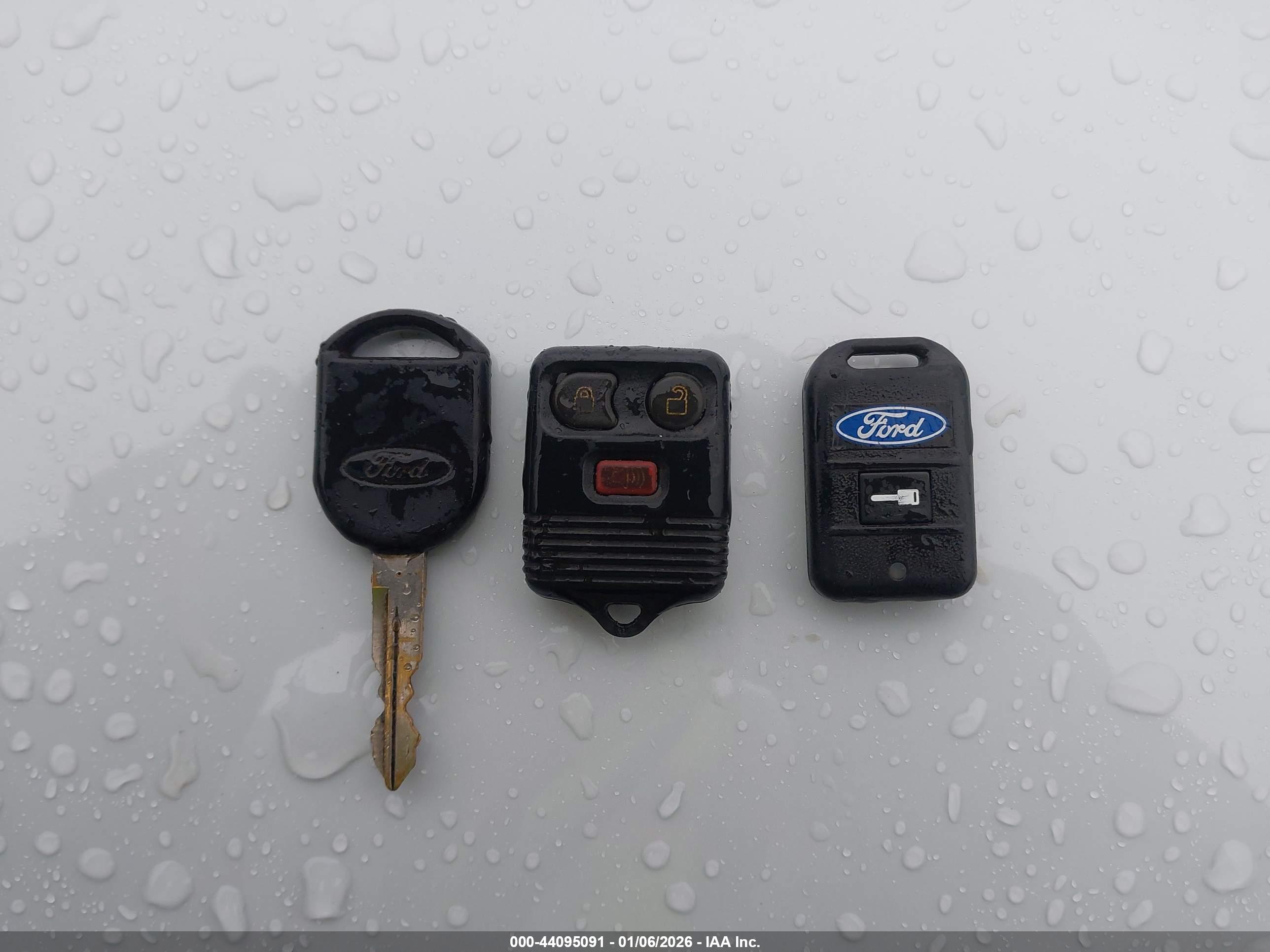 FORD F-350 image 11