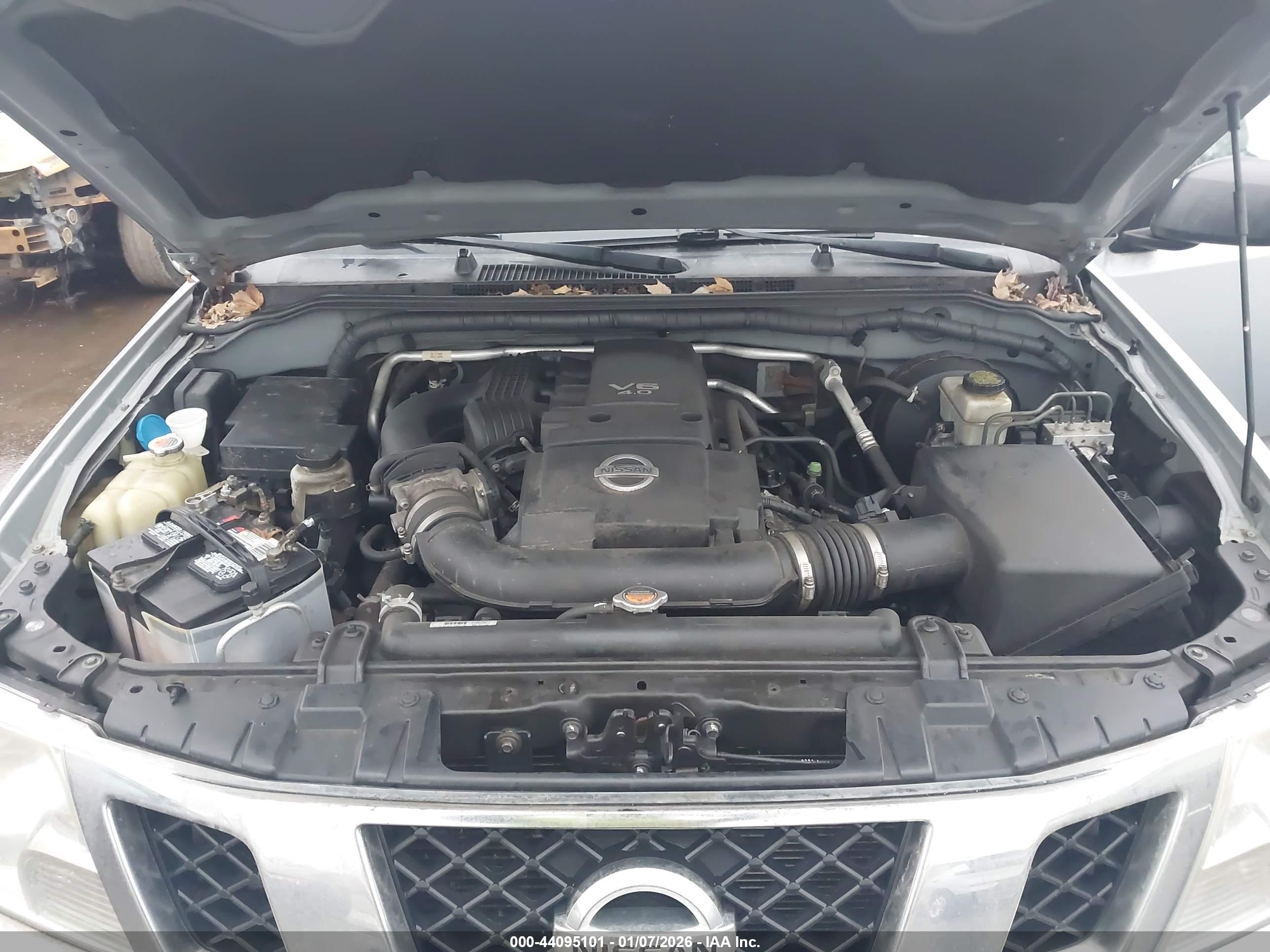 NISSAN FRONTIER image 10