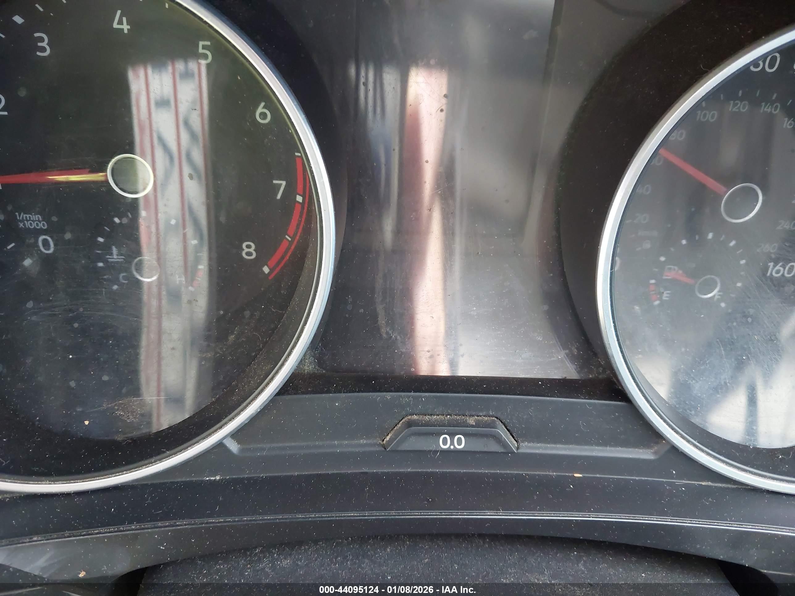 VOLKSWAGEN TIGUAN image 7