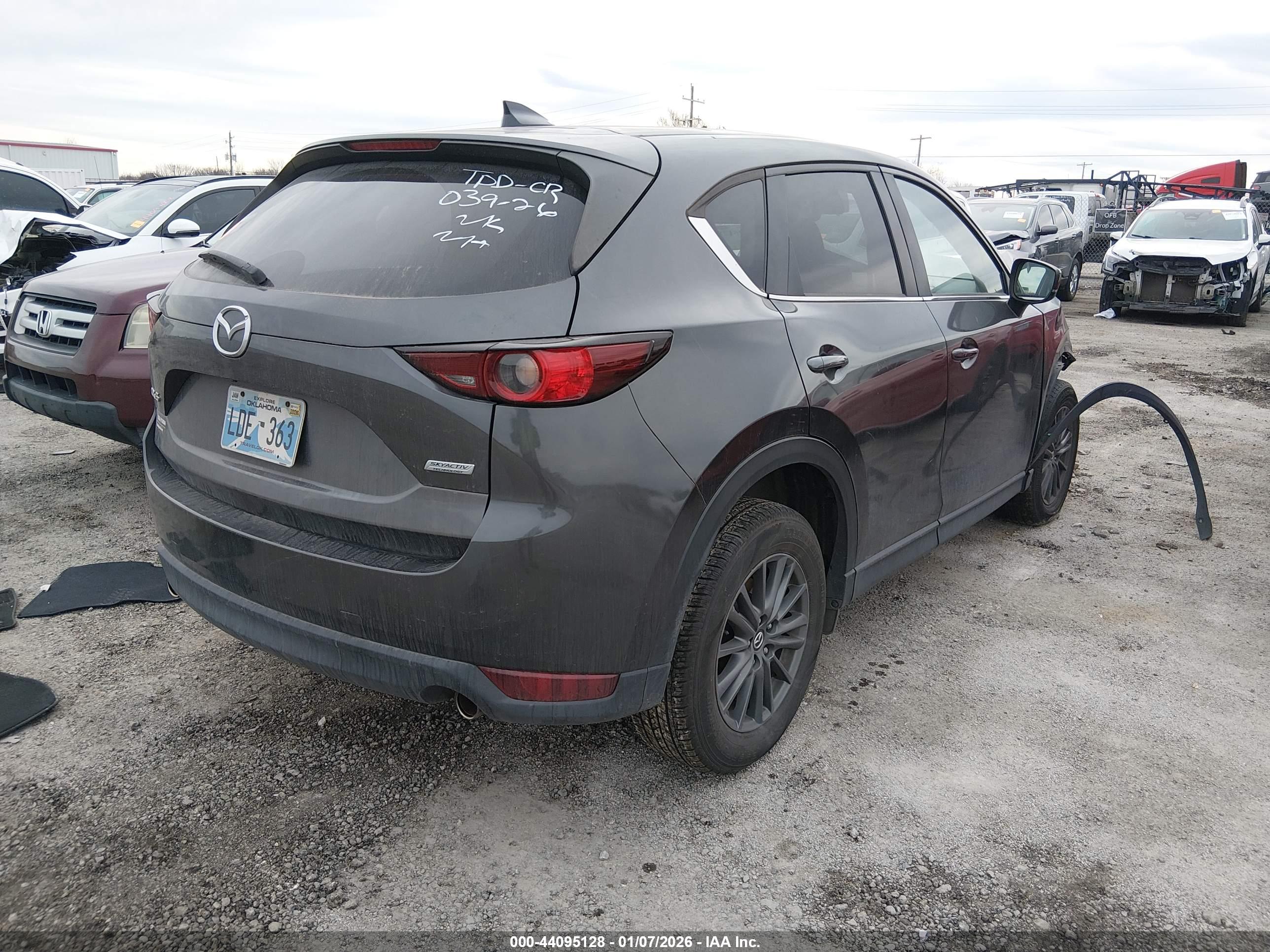 MAZDA CX-5 image 4