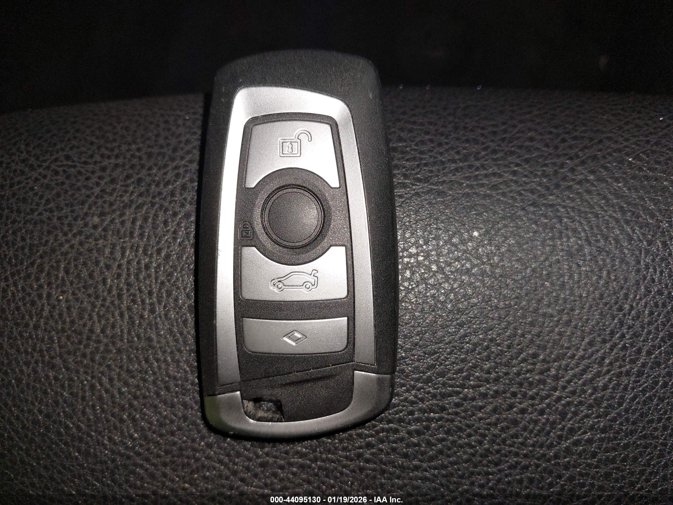 BMW 528I image 11