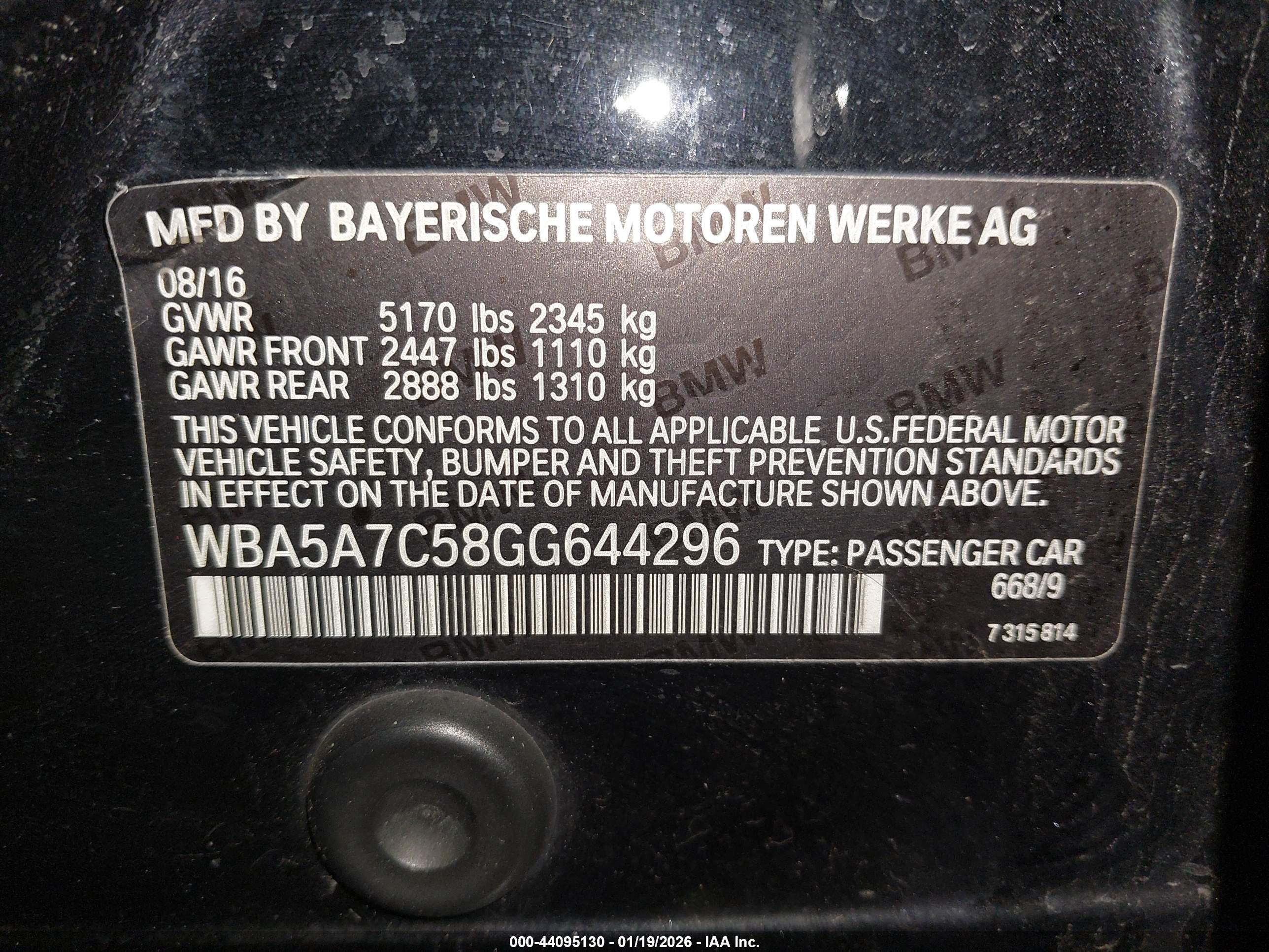 BMW 528I image 9