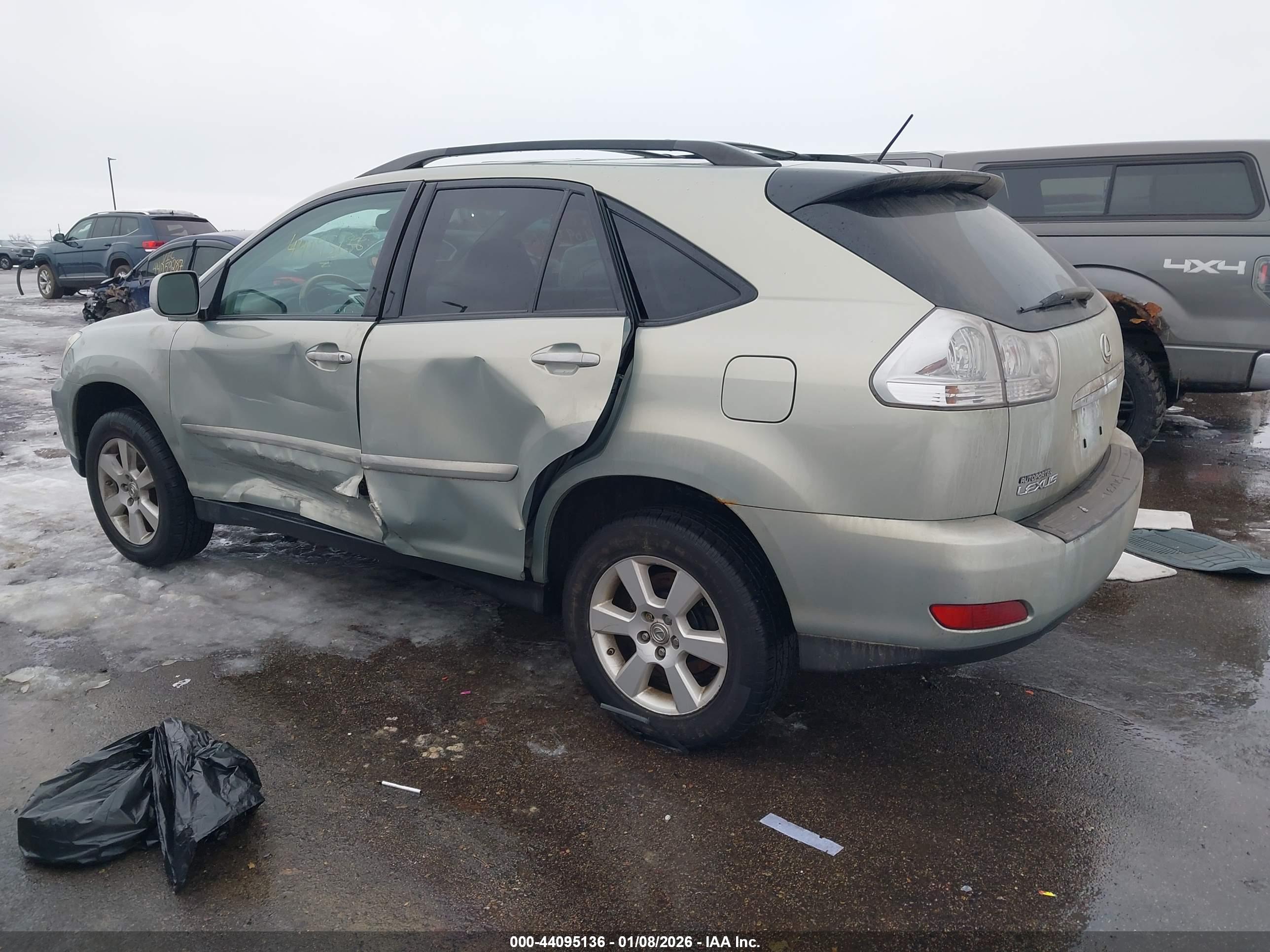 LEXUS RX image 3