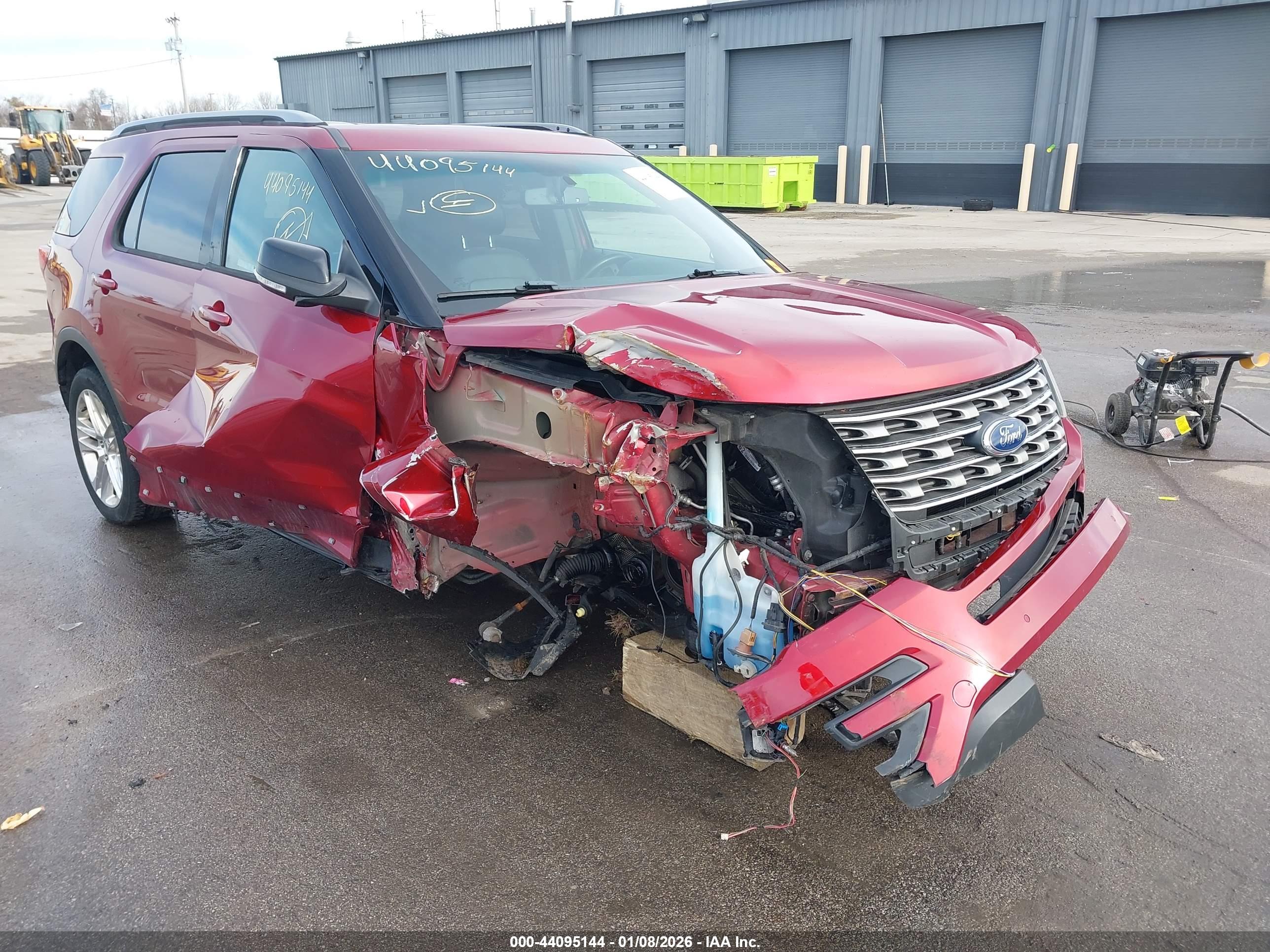 FORD EXPLORER image 6