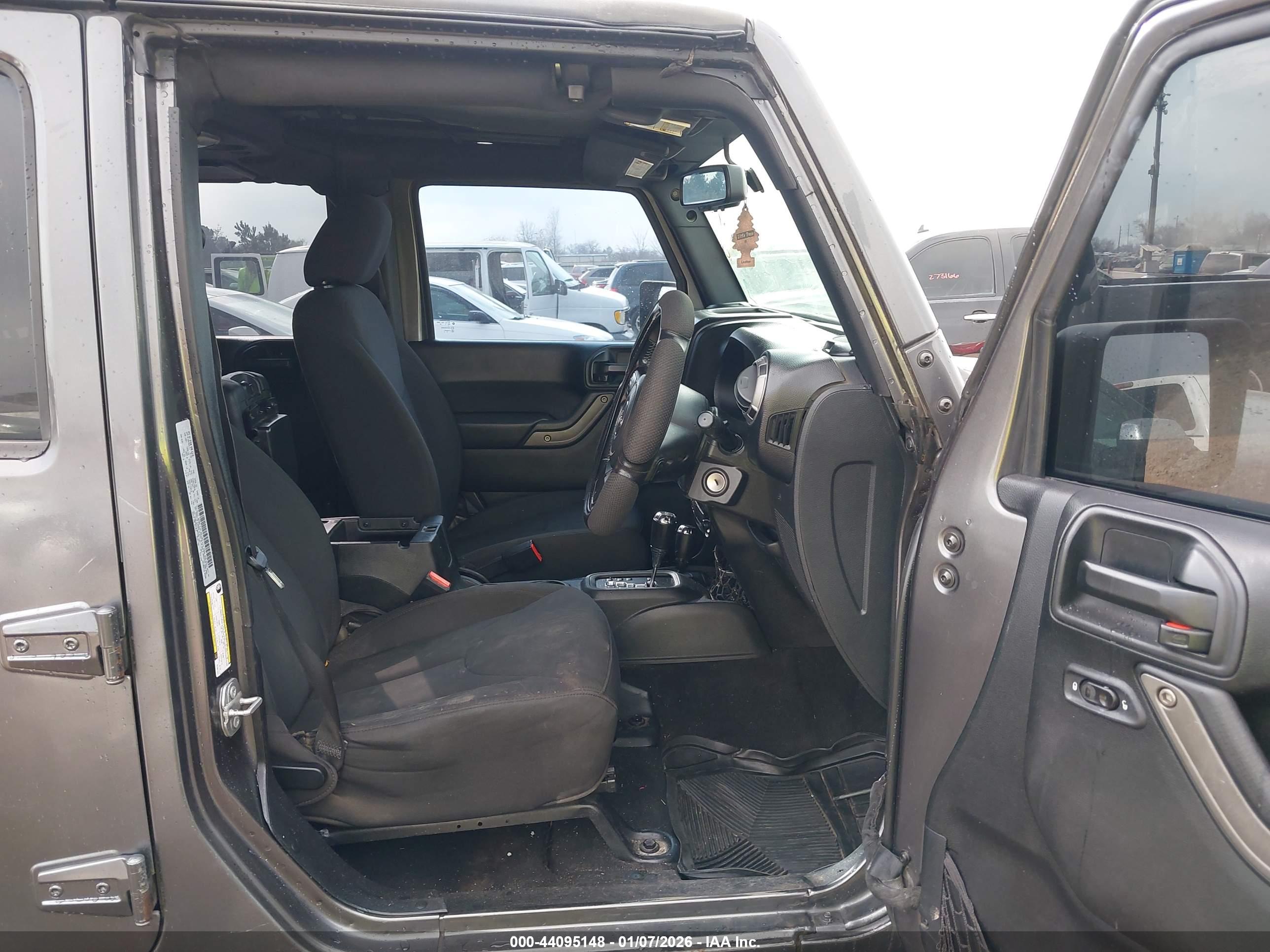 JEEP WRANGLER image 5