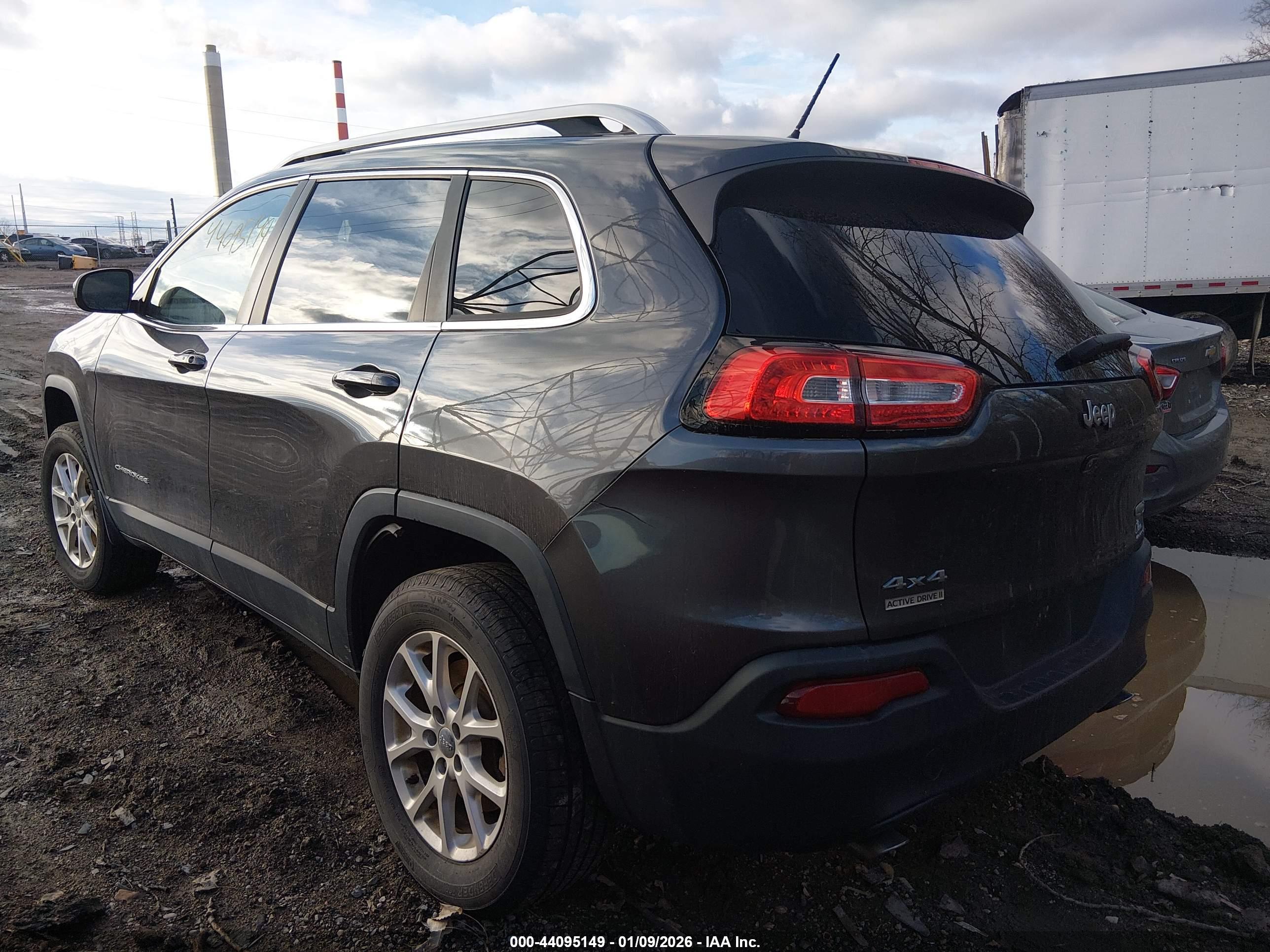 JEEP CHEROKEE image 3