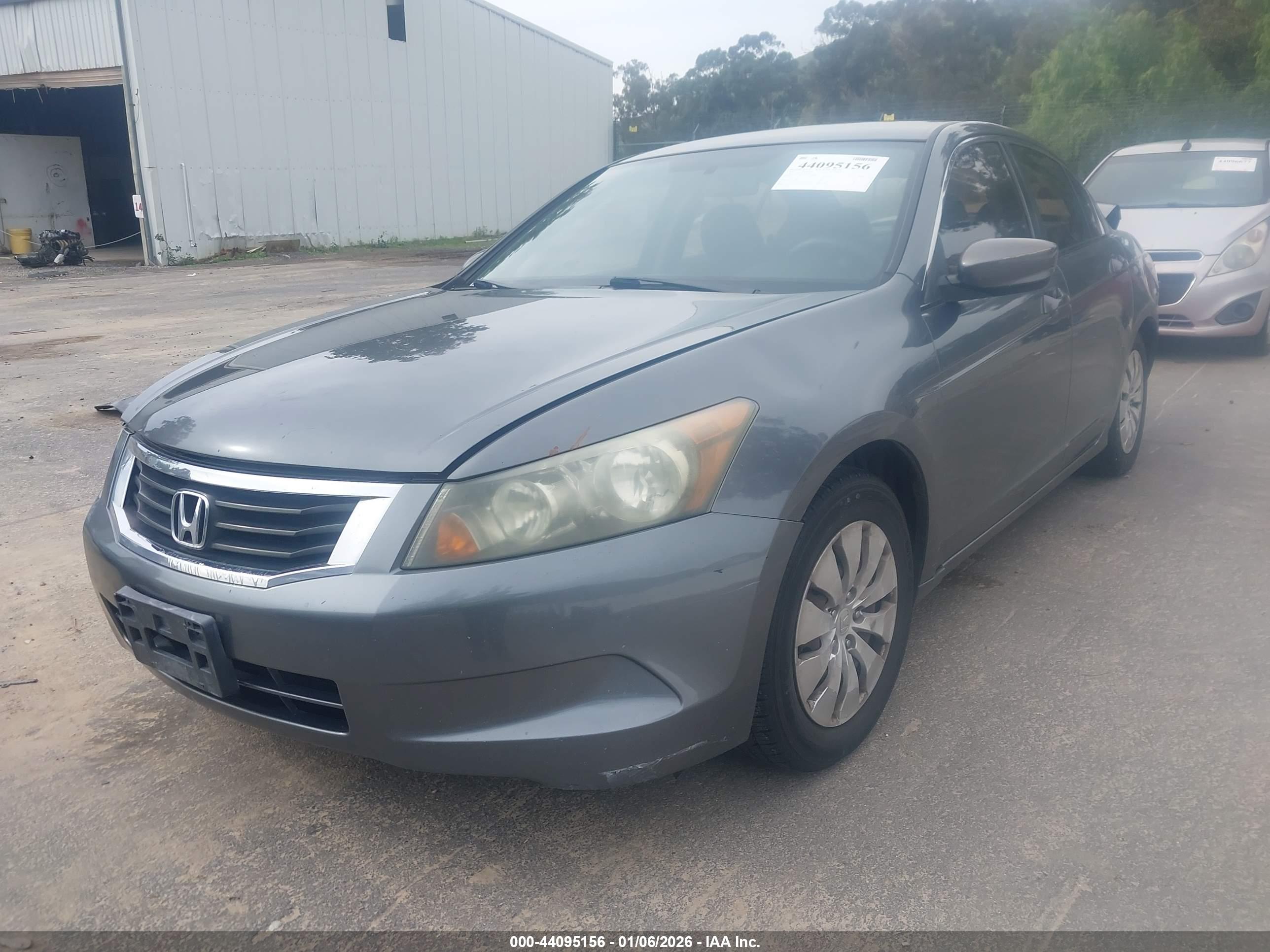 HONDA ACCORD image 2