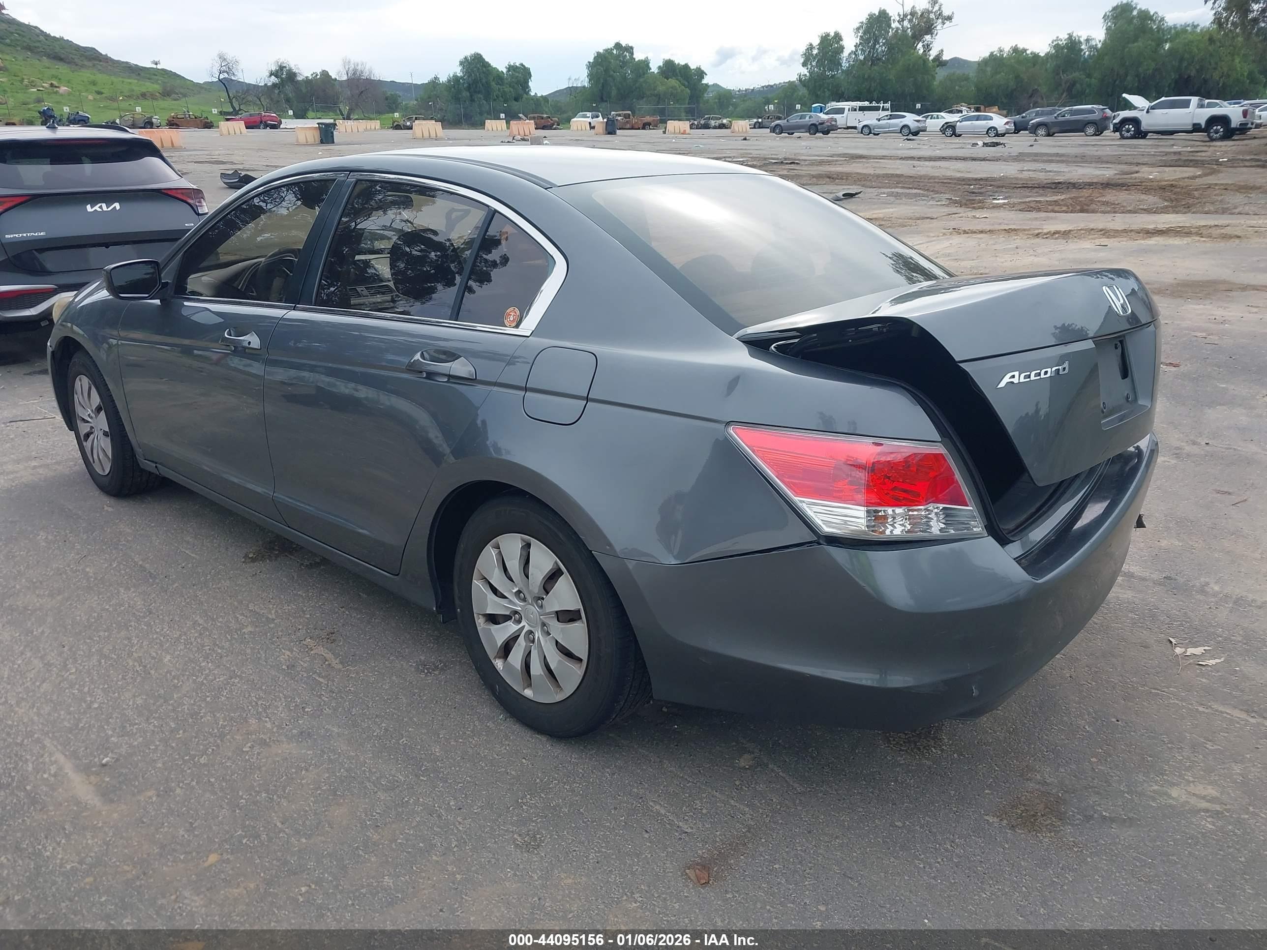 HONDA ACCORD image 3