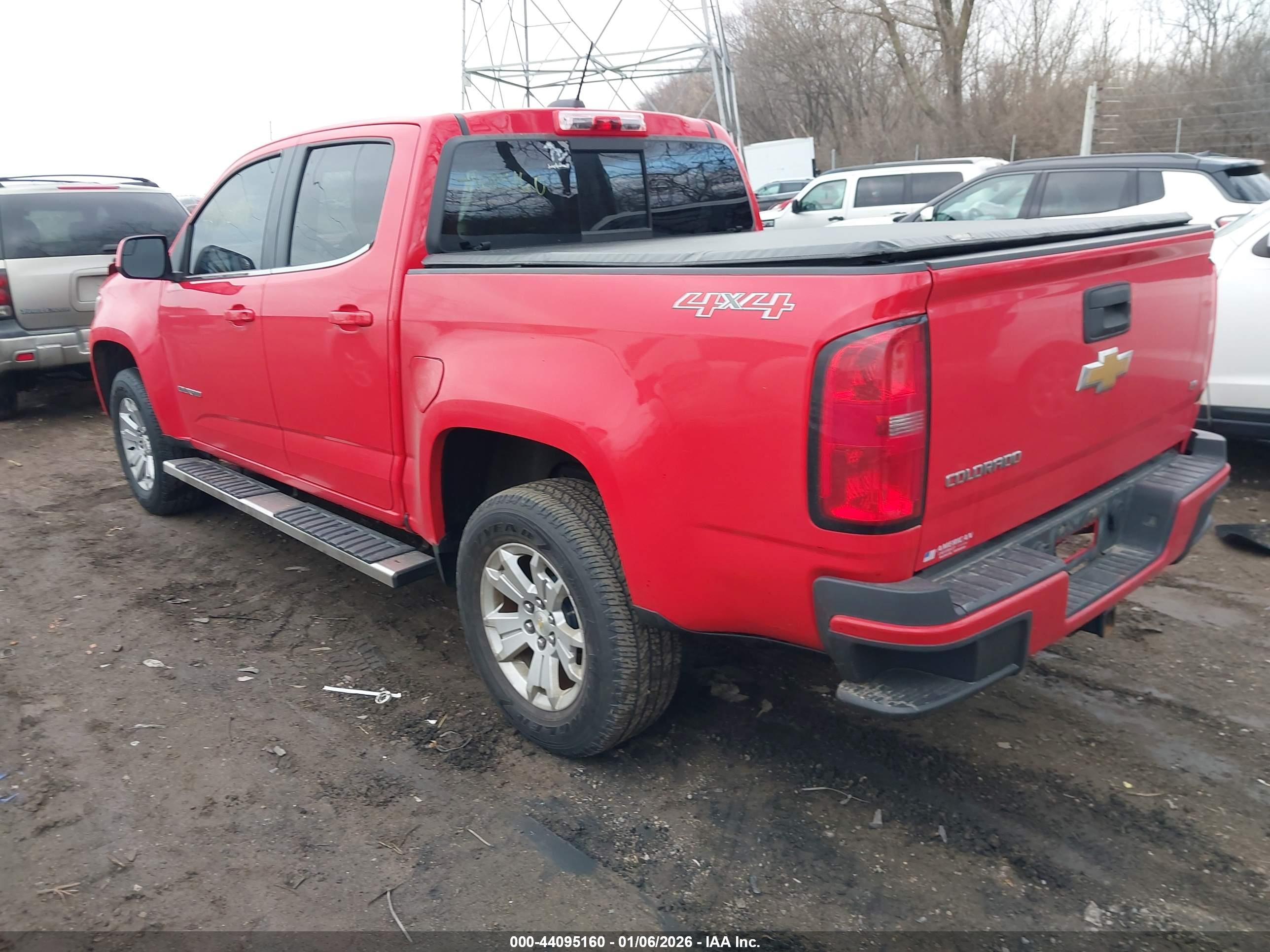 CHEVROLET COLORADO image 3