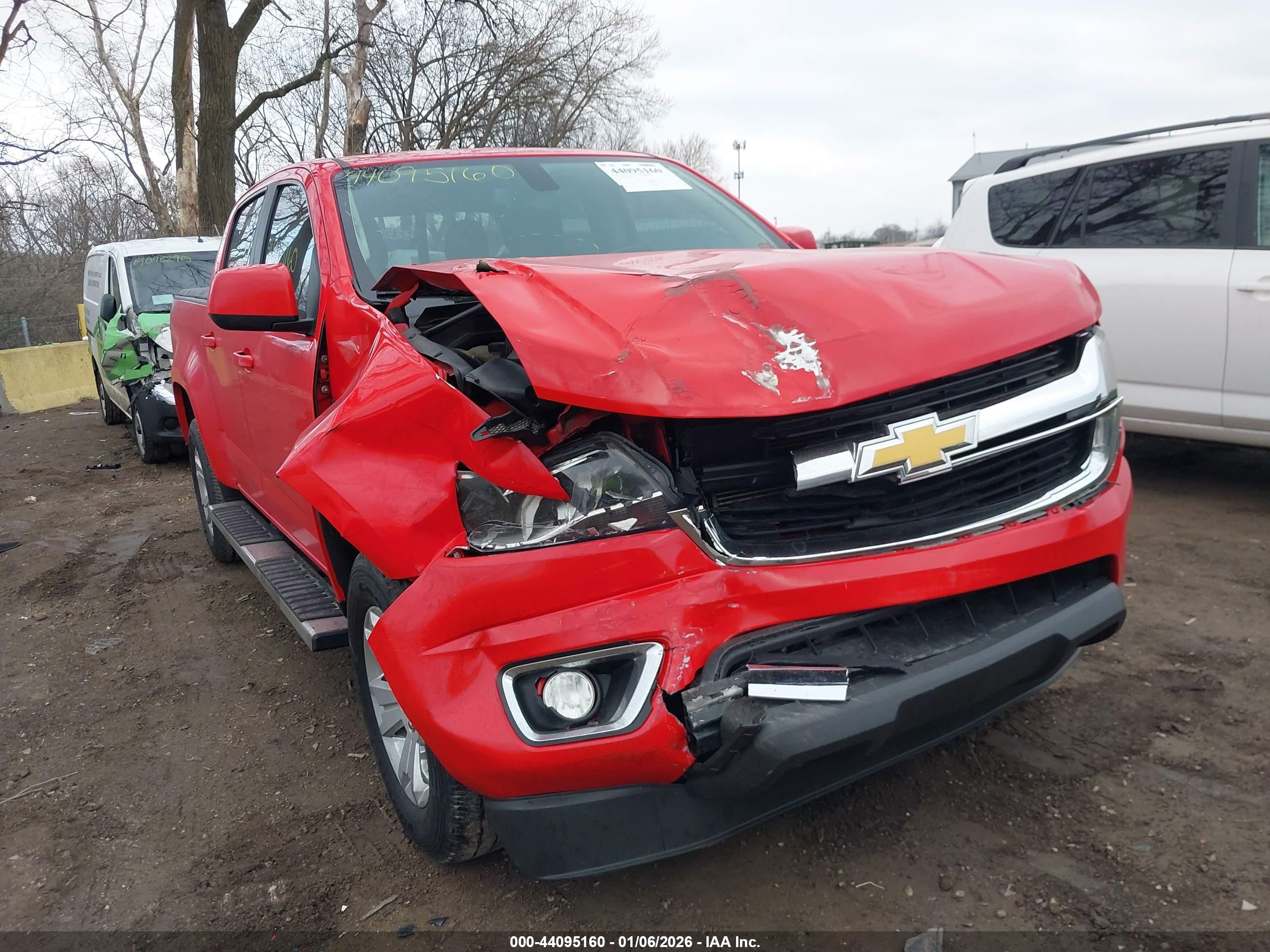 CHEVROLET COLORADO image 6