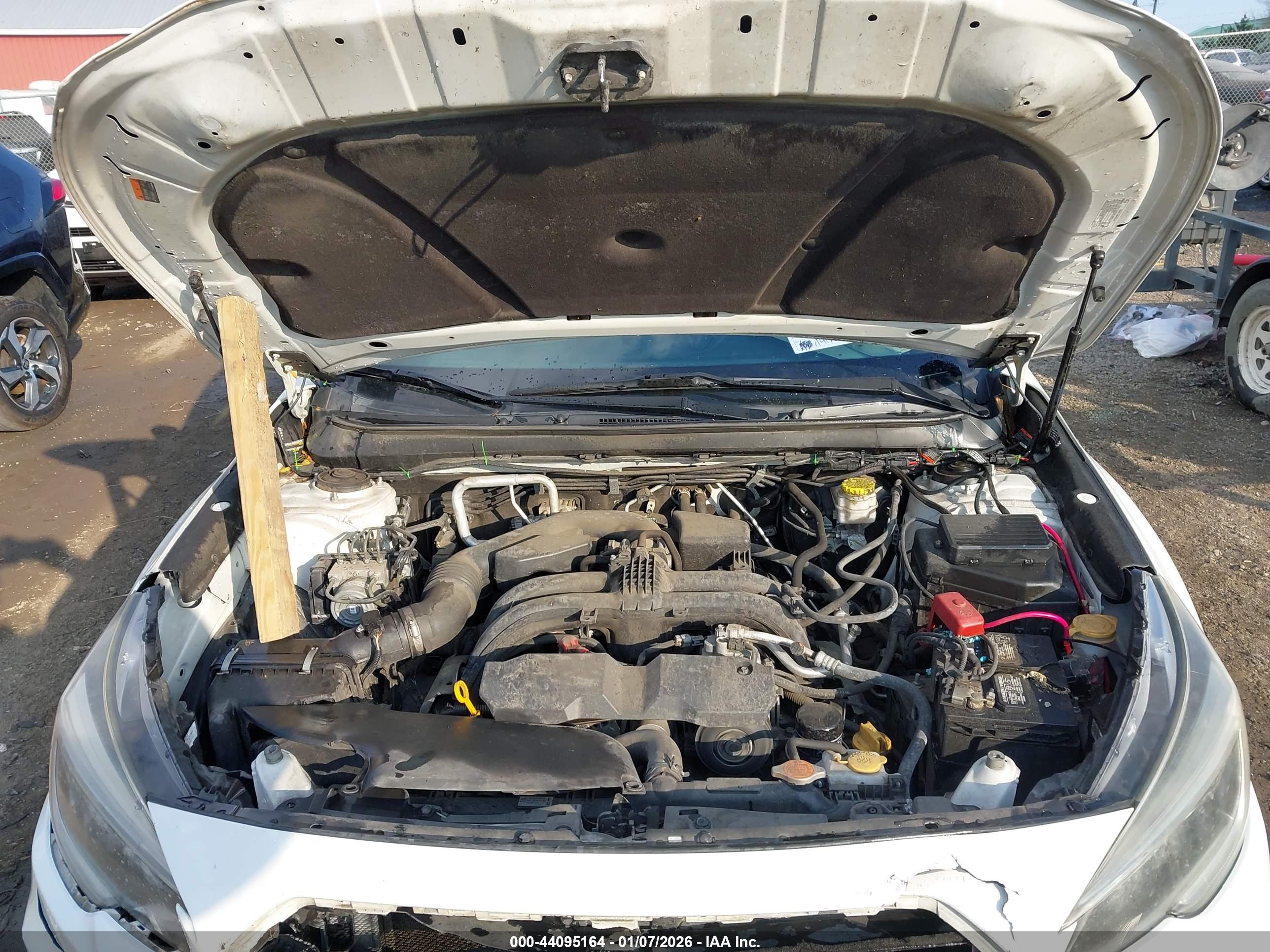 SUBARU OUTBACK image 10