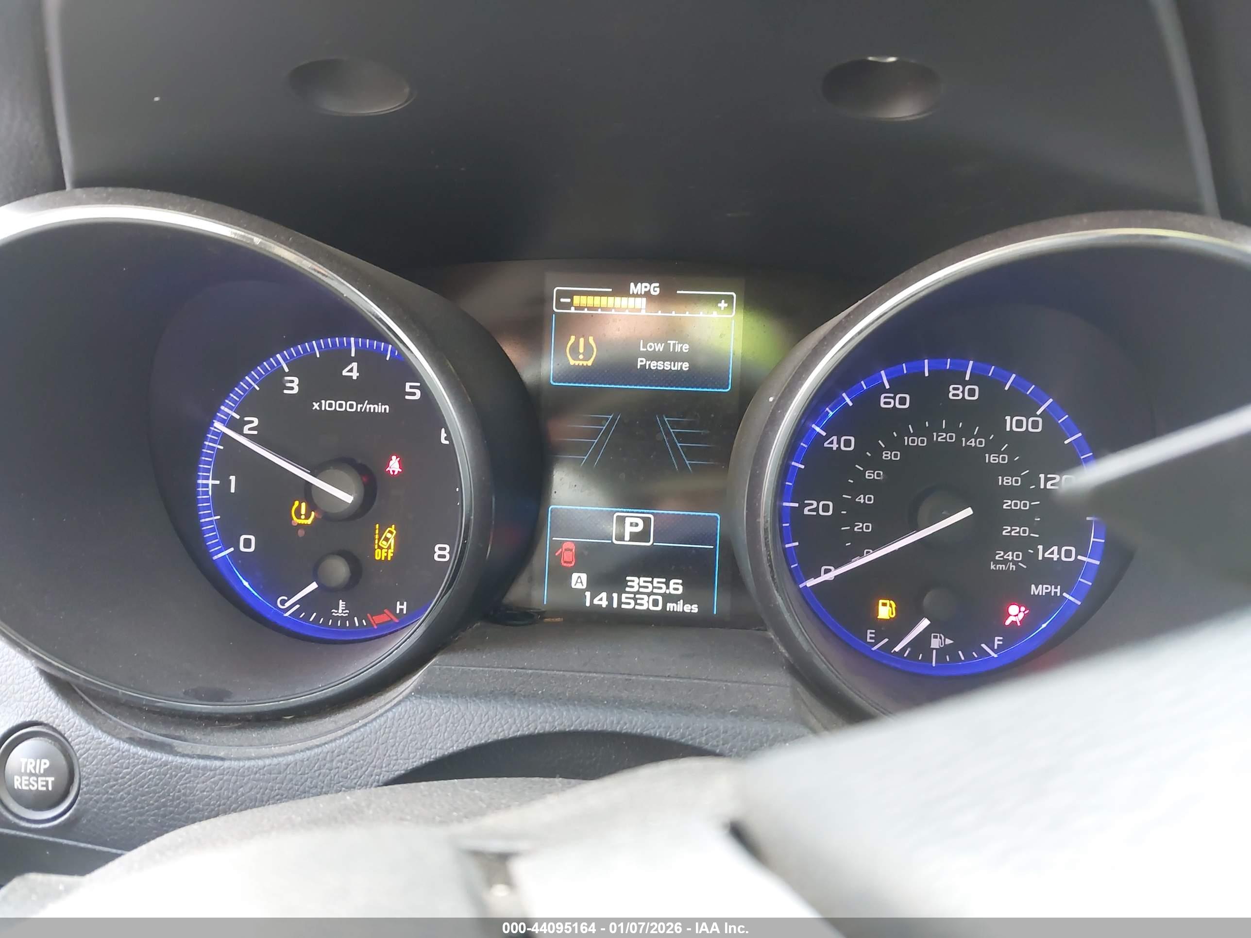 SUBARU OUTBACK image 7