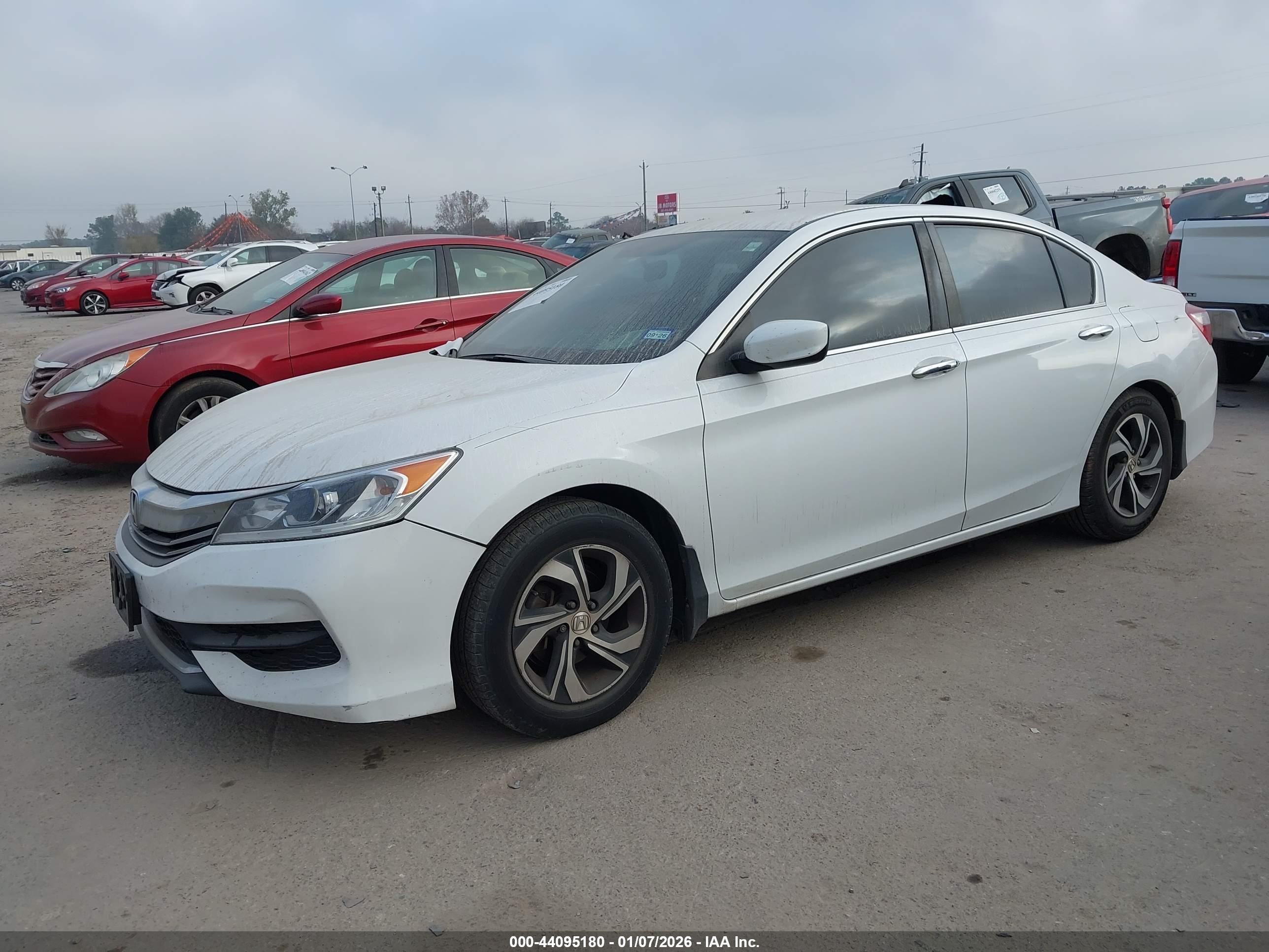 HONDA ACCORD image 2