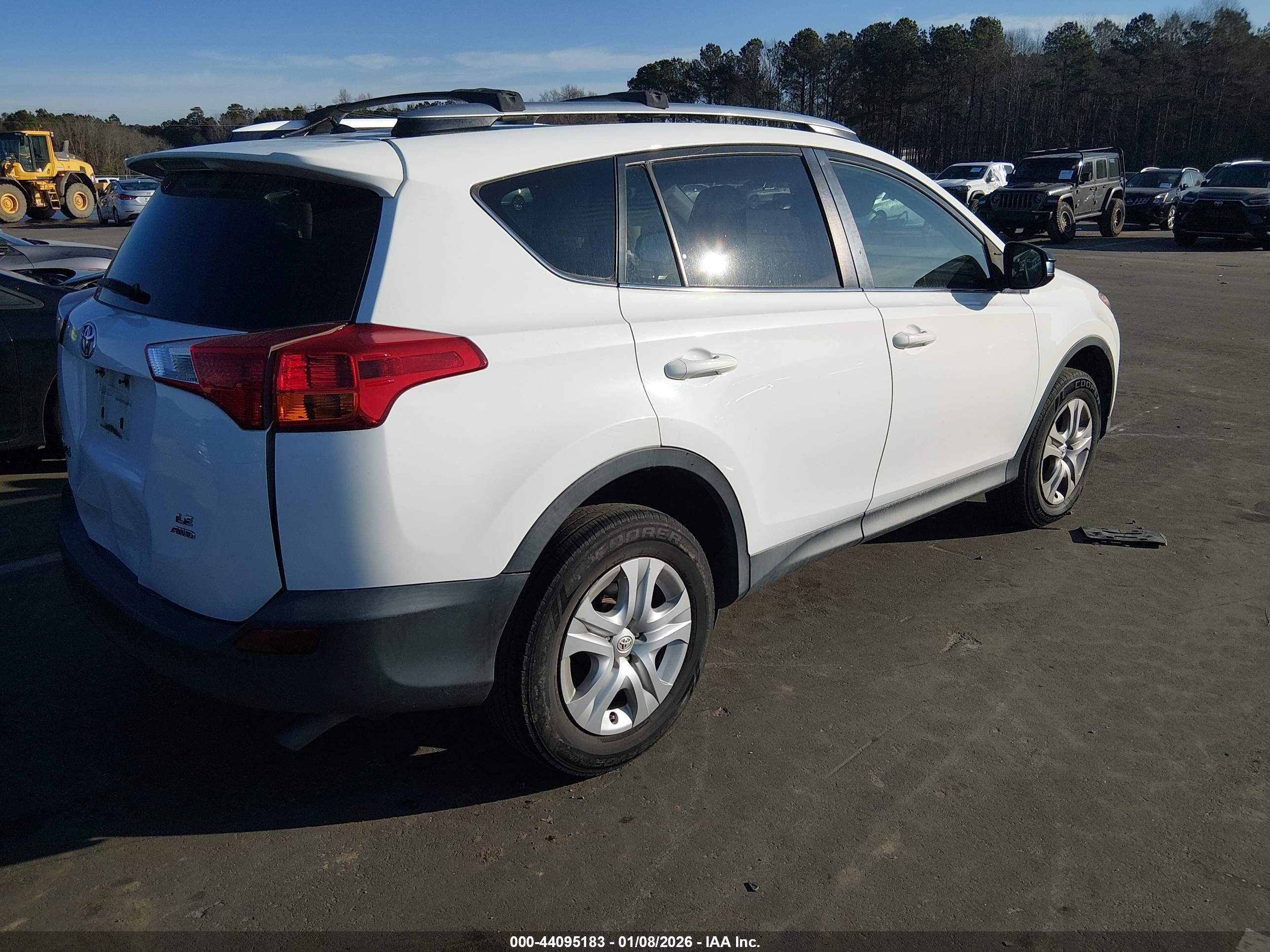 TOYOTA RAV4 image 4
