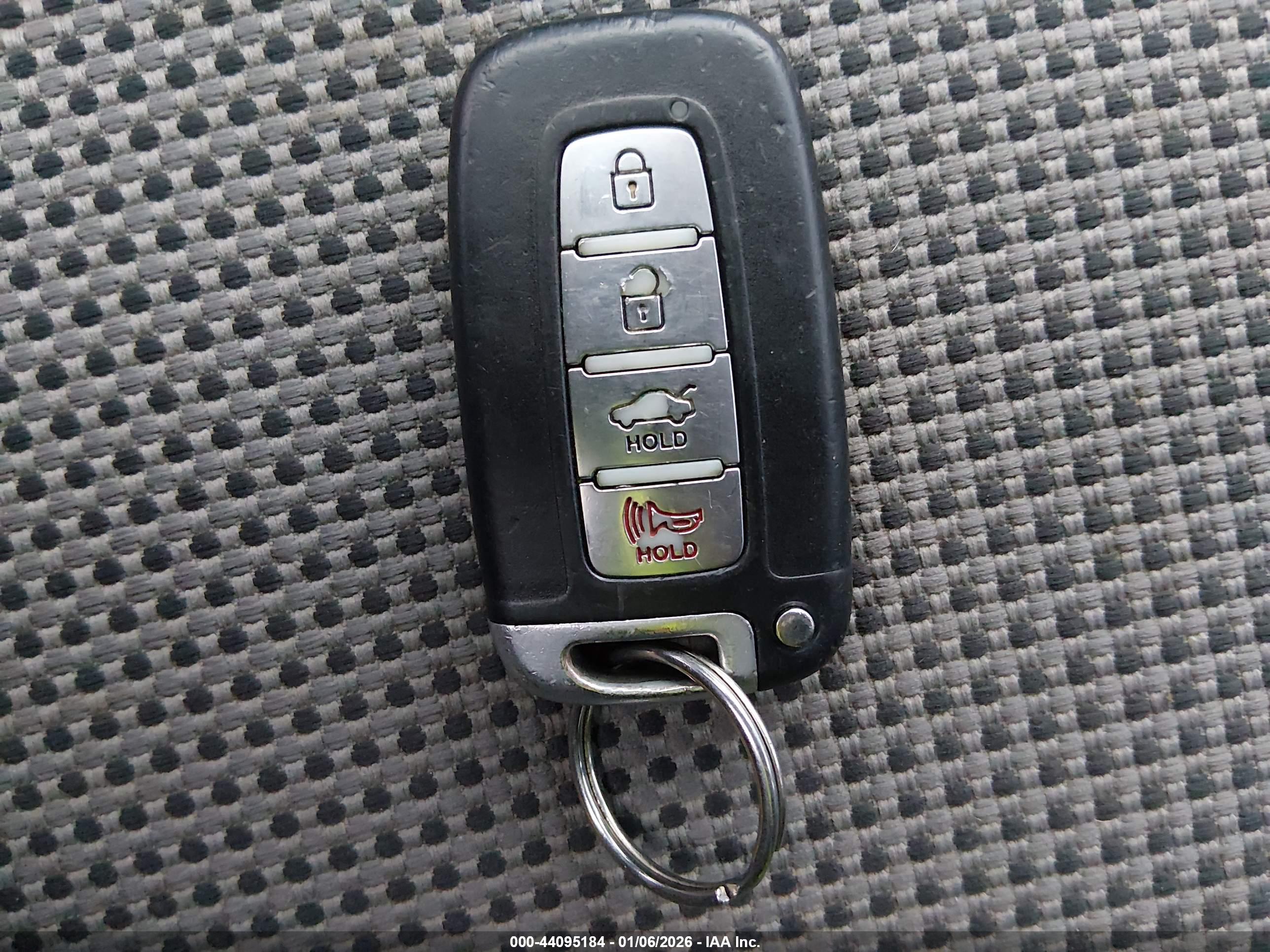 HYUNDAI SONATA image 11