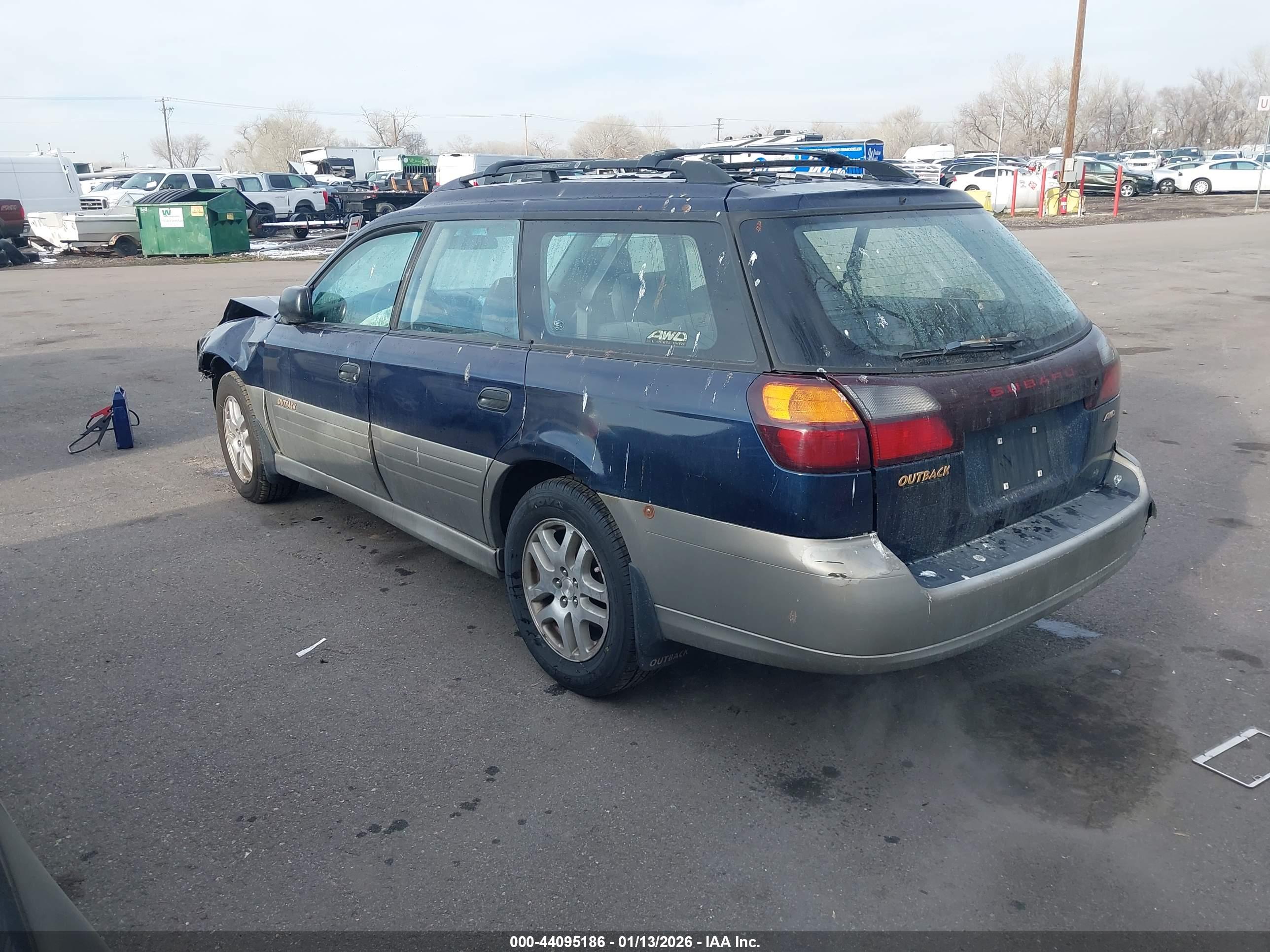 SUBARU OUTBACK image 3