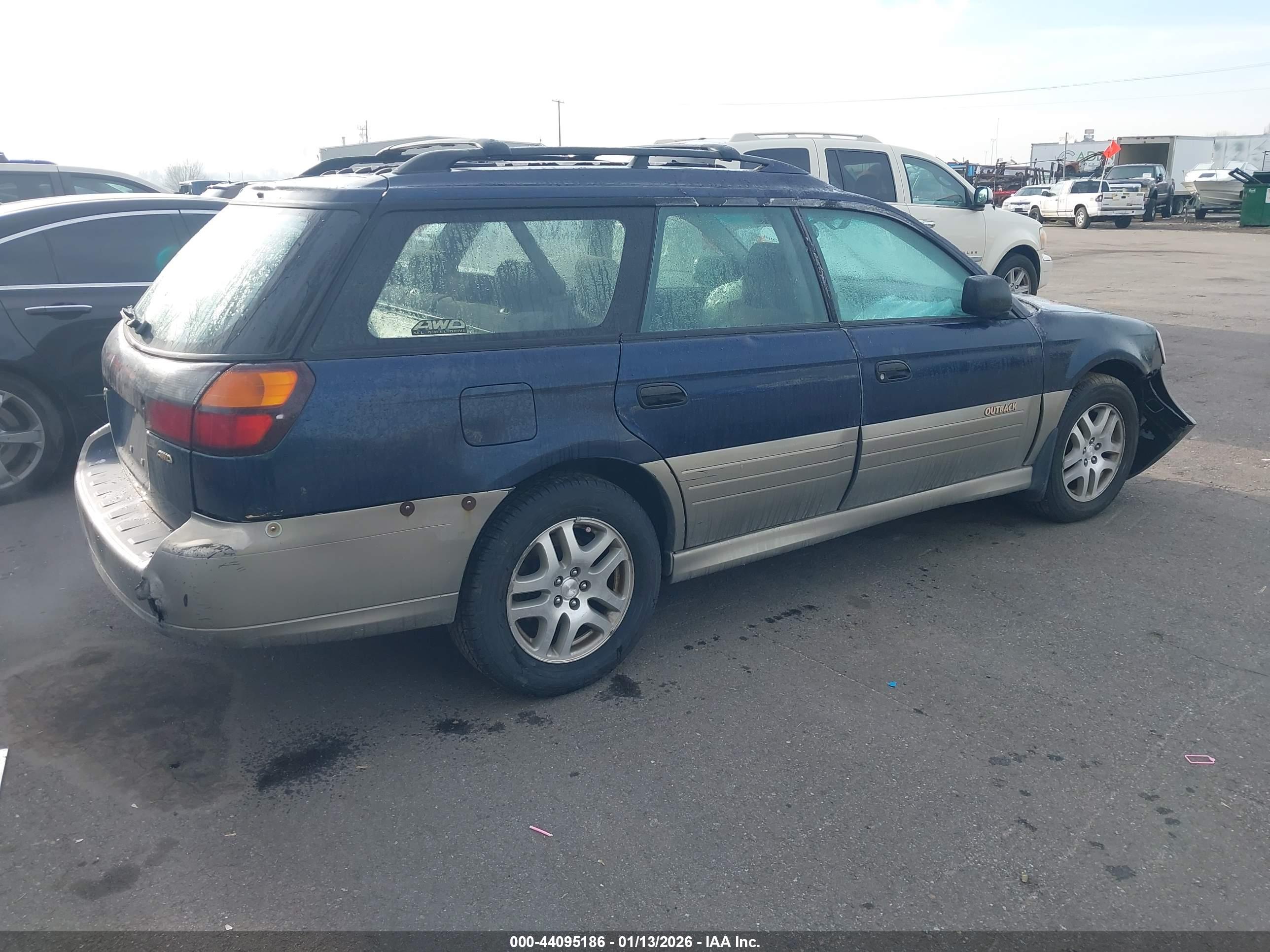 SUBARU OUTBACK image 4