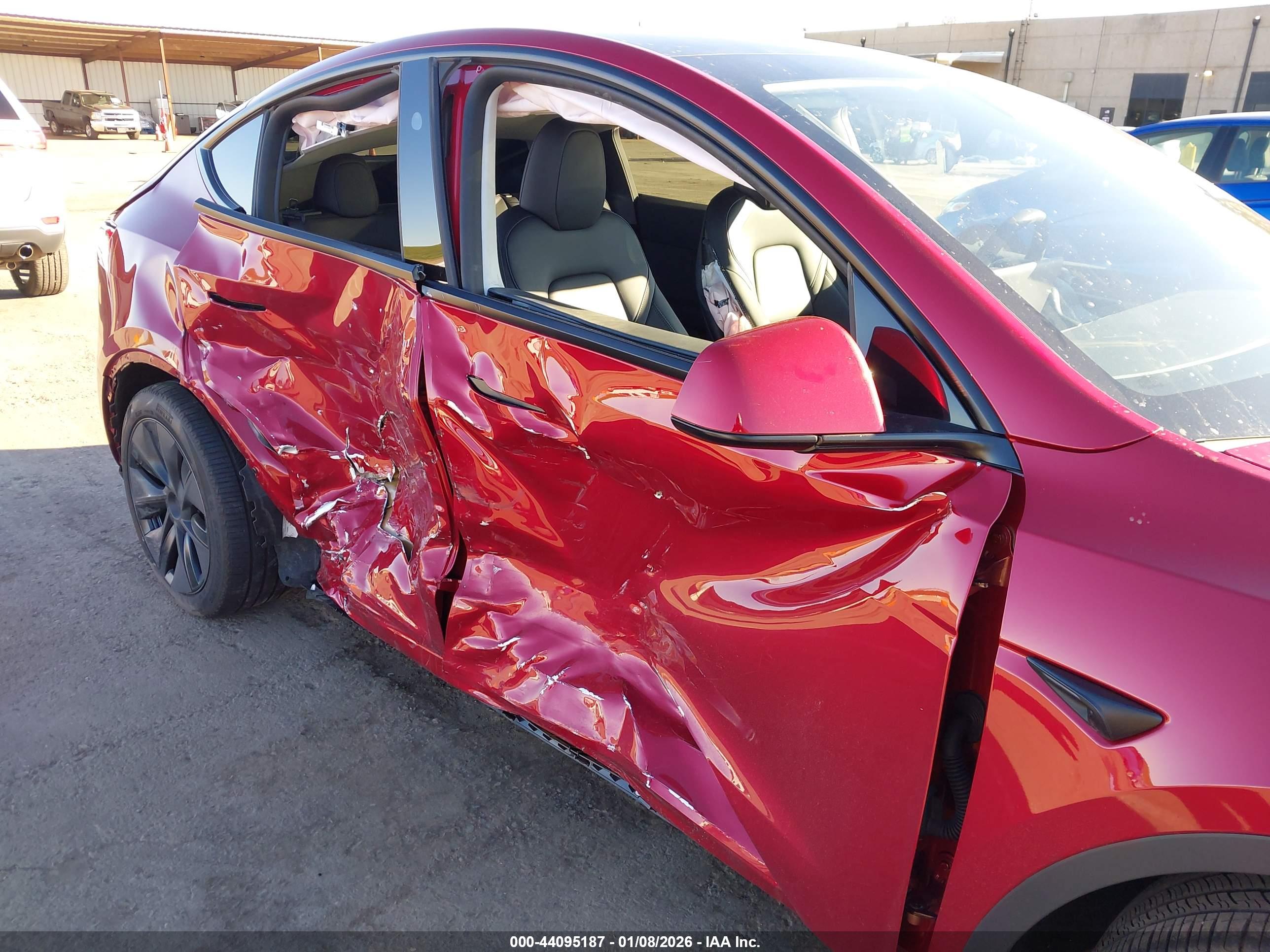TESLA MODEL image 6